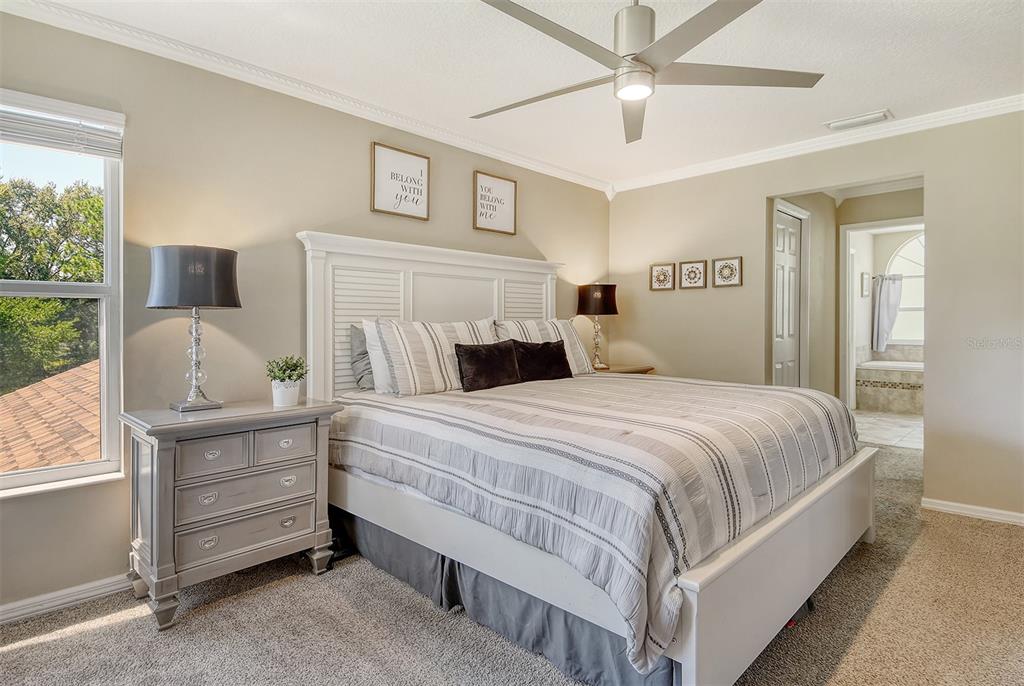 Bradenton, Florida, 34212, United States, 3 Bedrooms Bedrooms, ,3 BathroomsBathrooms,Residential,For Sale,1903405