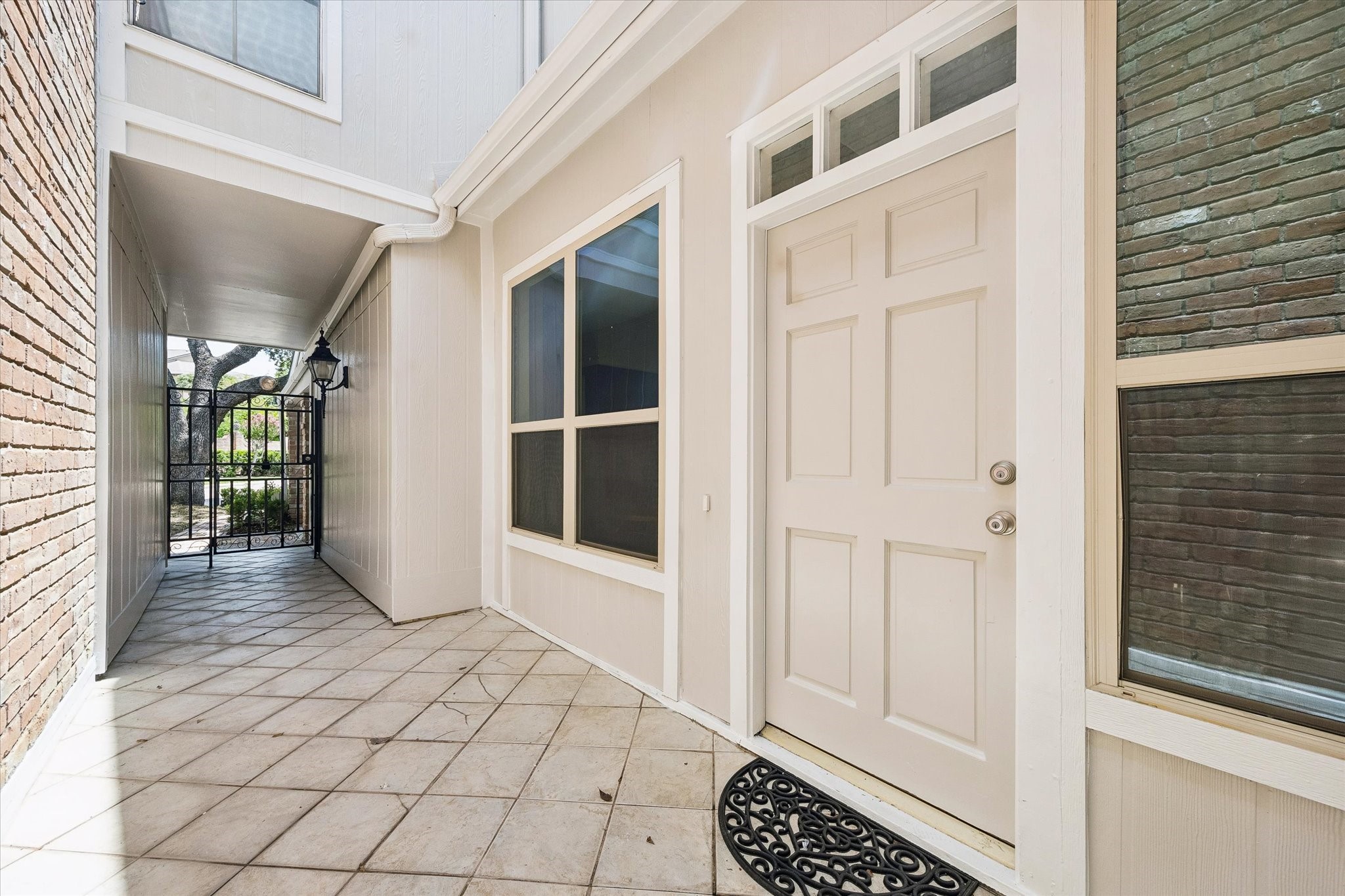  7483 Brompton Street - 物件實景