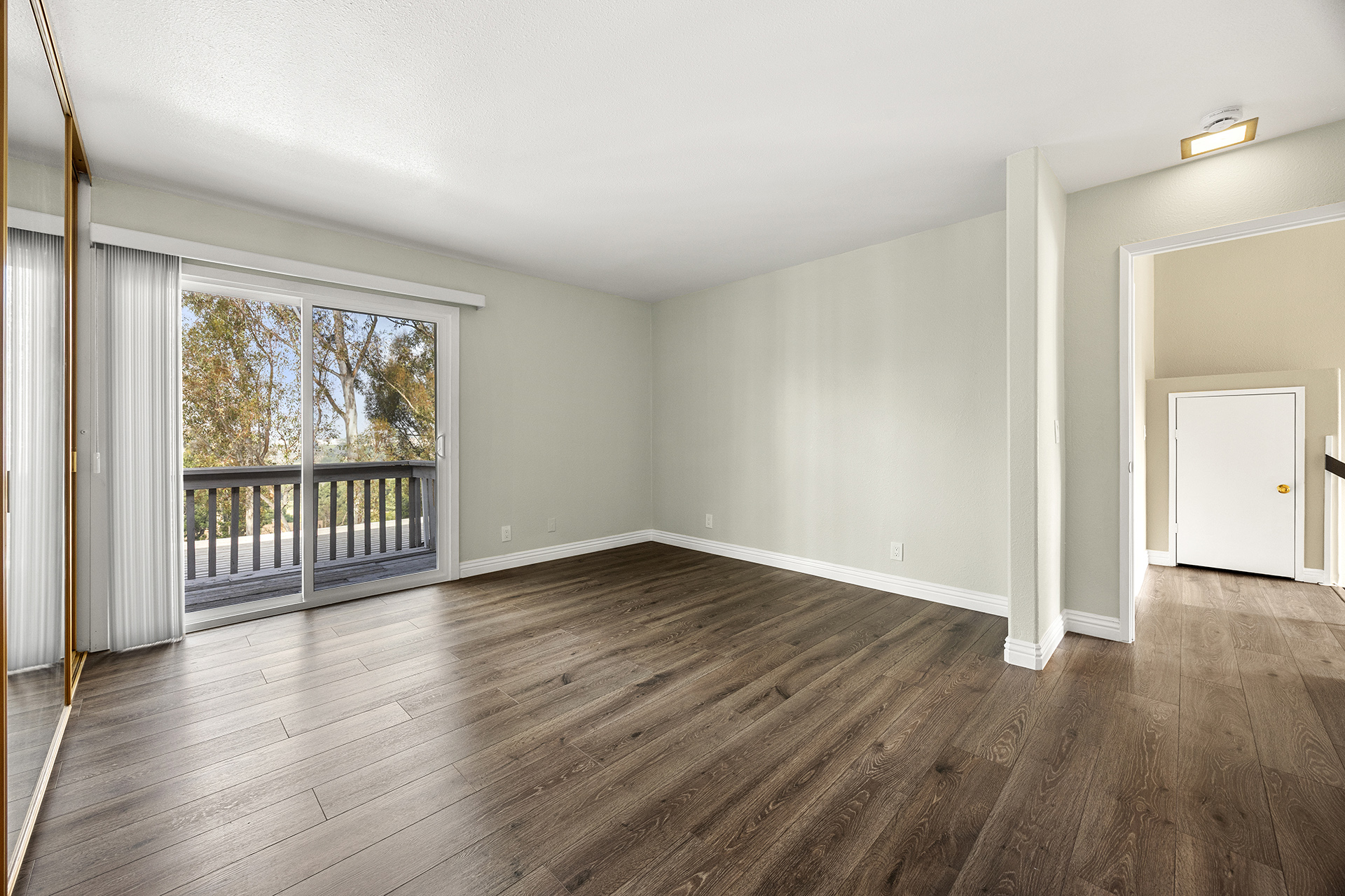 Anaheim, California, 92807, United States, 4 Bedrooms Bedrooms, ,3 BathroomsBathrooms,Residential,For Sale,1985718