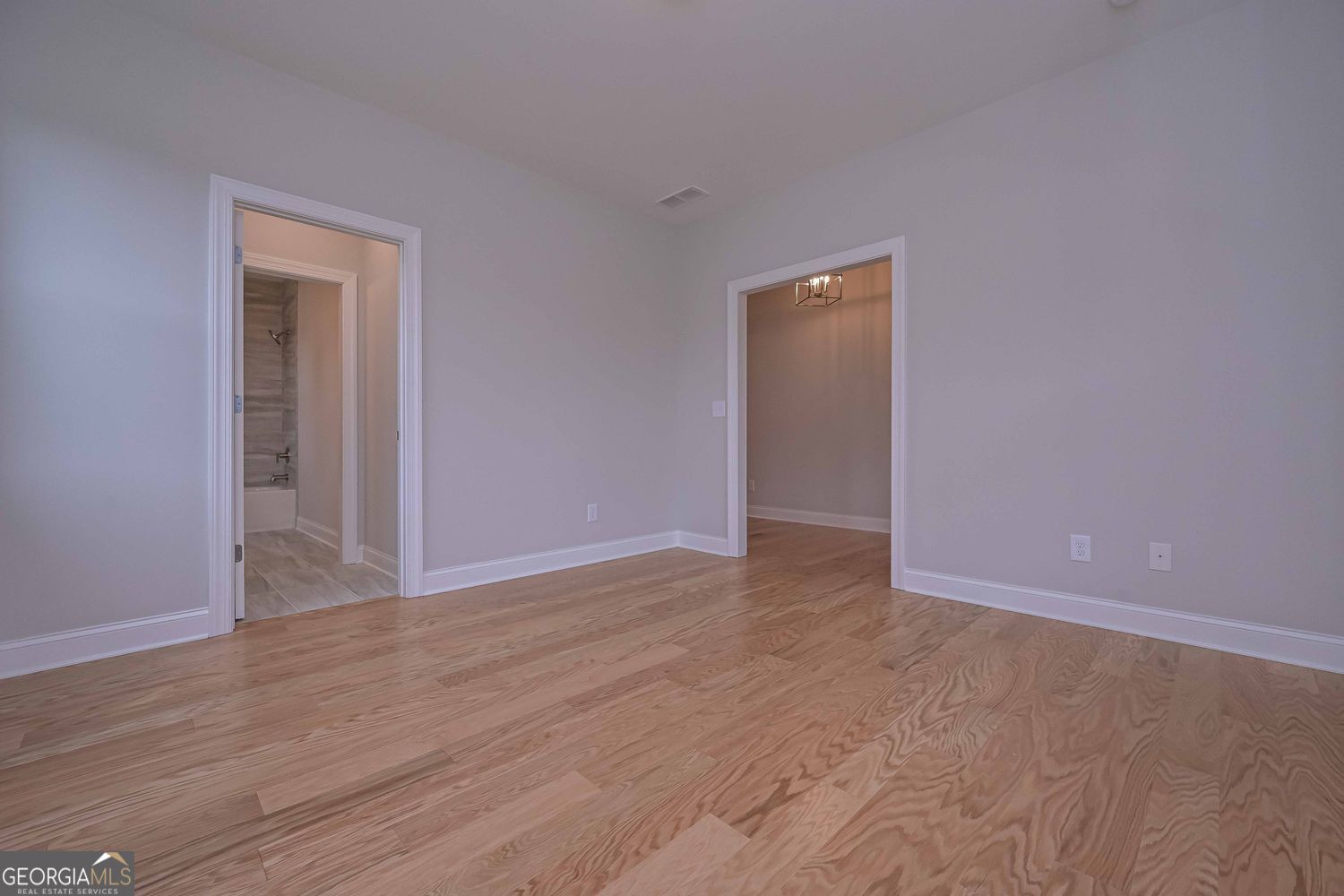 Douglasville, Georgia, 30135, United States, 5 Bedrooms Bedrooms, ,5 BathroomsBathrooms,Residential,For Sale,1929724