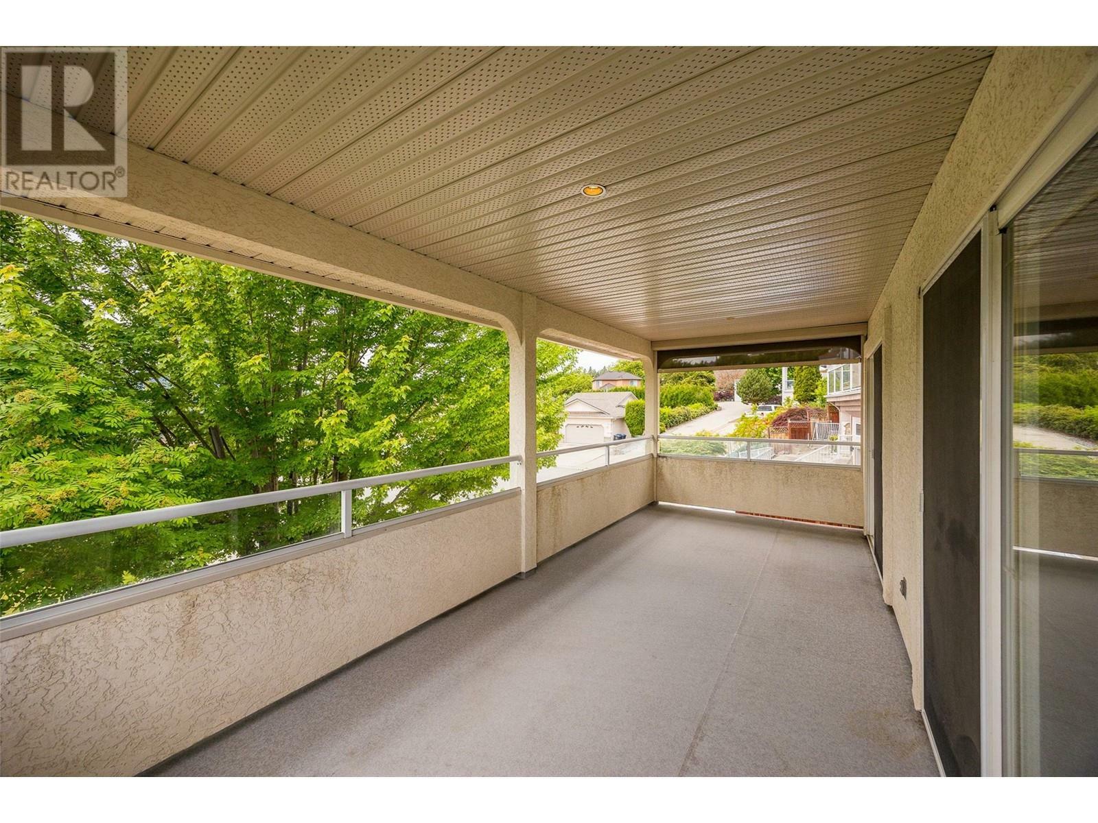 KELOWNA, British Columbia, V1V 1X3, CA, 4 Bedrooms Bedrooms, ,3 BathroomsBathrooms,Residential,For Sale,1876353