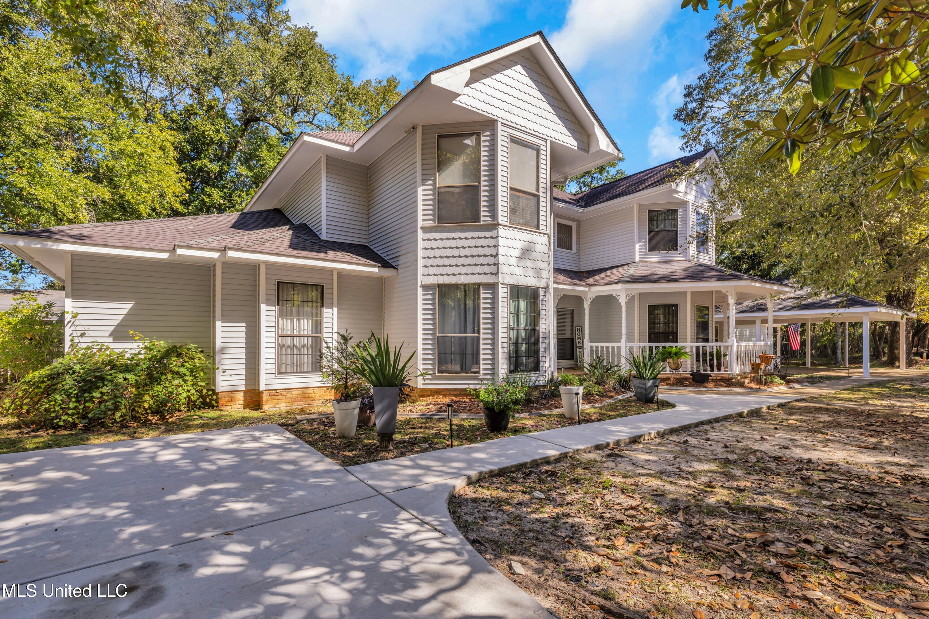 Gautier, Mississippi, 39553, United States, 4 Bedrooms Bedrooms, ,4 BathroomsBathrooms,Residential,For Sale,1989936