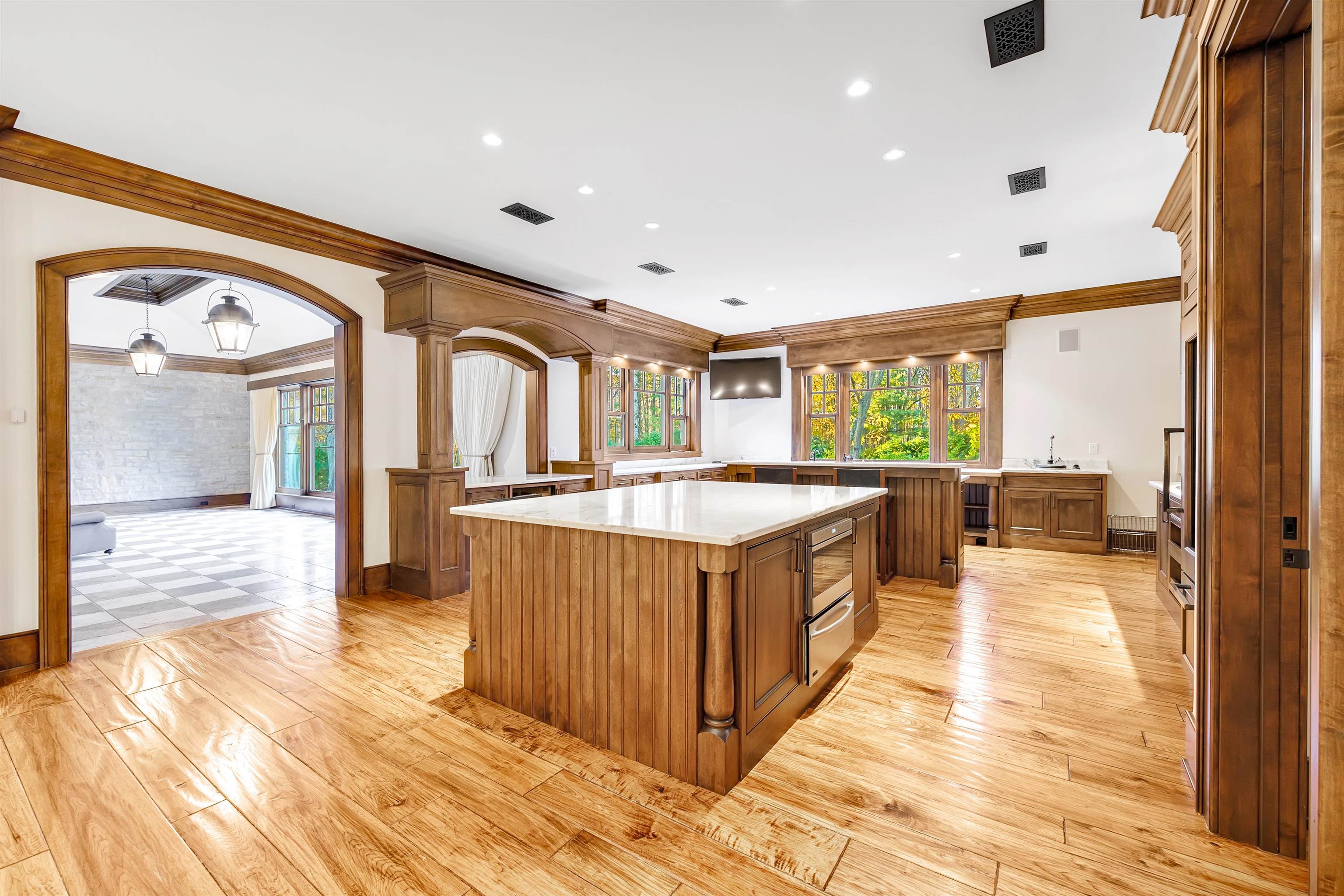 HOBART, Wisconsin, 54155, United States, 4 Bedrooms Bedrooms, ,7 BathroomsBathrooms,Residential,For Sale,1991559