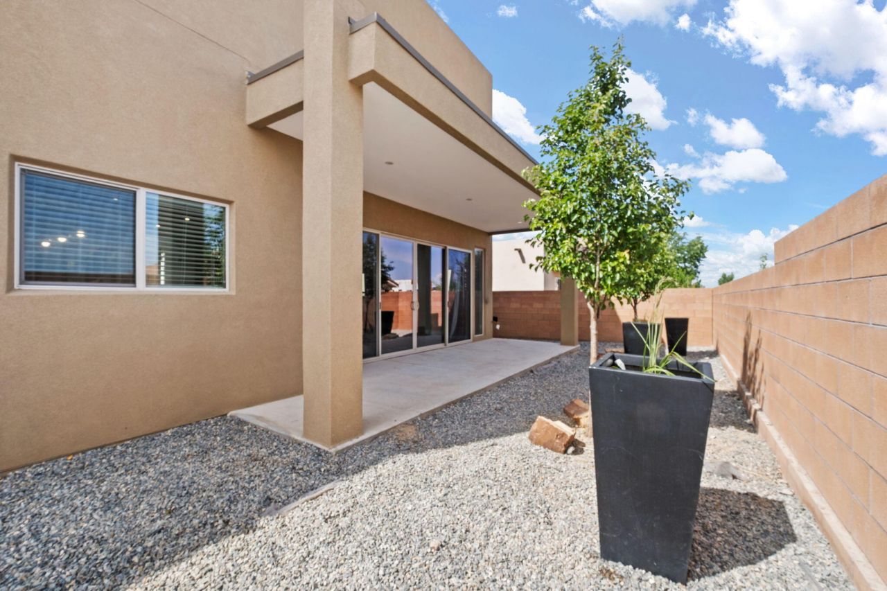 Albuquerque, New Mexico, 87120, United States, 5 Bedrooms Bedrooms, ,5 BathroomsBathrooms,Residential,For Sale,1940027