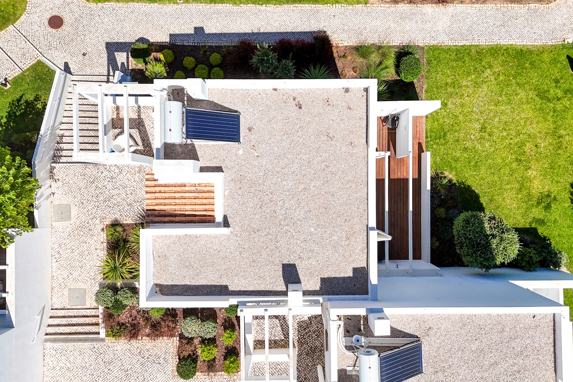  Semi-detached house, 2 bedrooms, for Sale - 物件實景