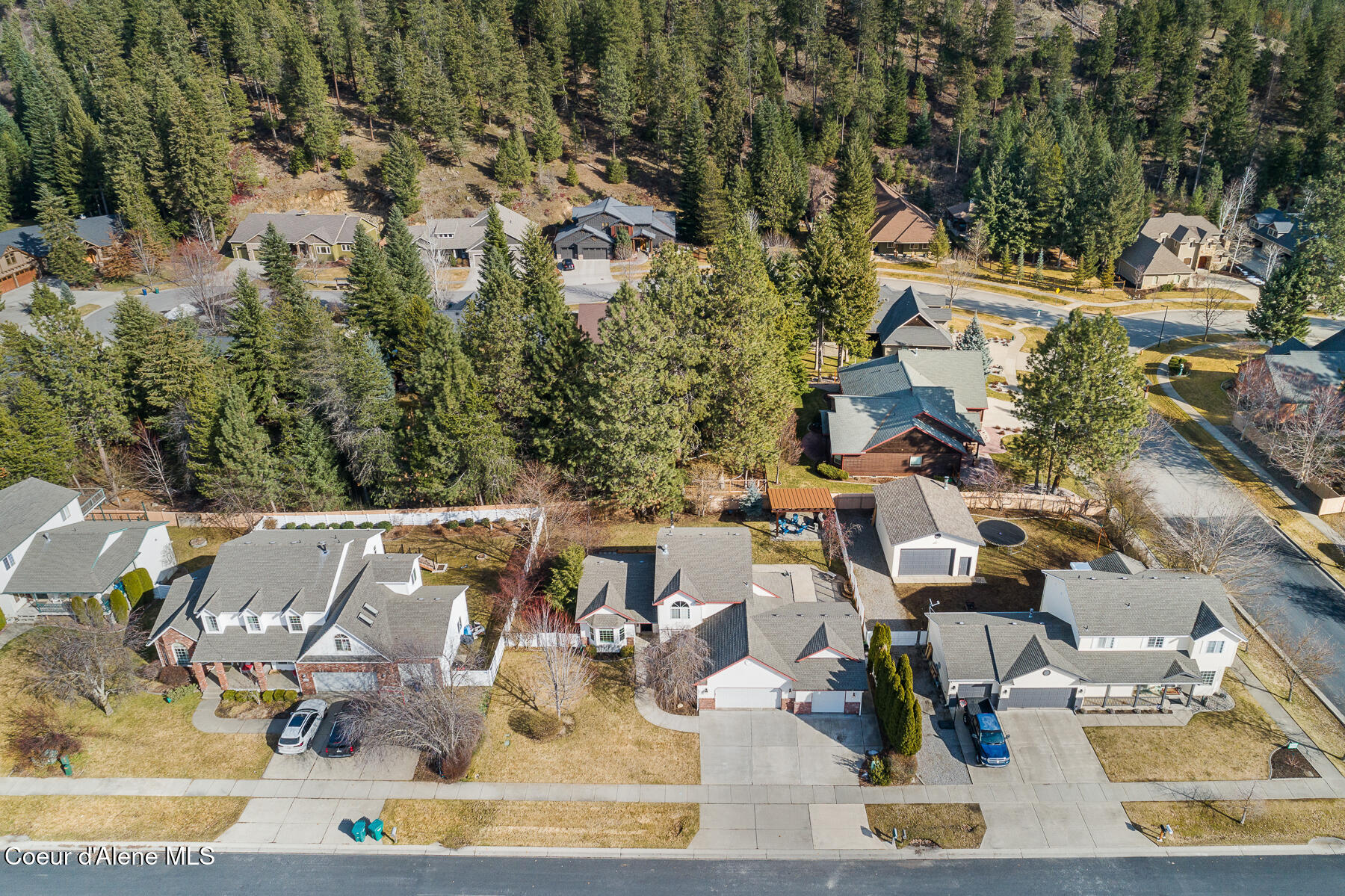 Coeur d'Alene, Idaho, 83815, United States, 5 Bedrooms Bedrooms, ,3 BathroomsBathrooms,Residential,For Sale,1937739