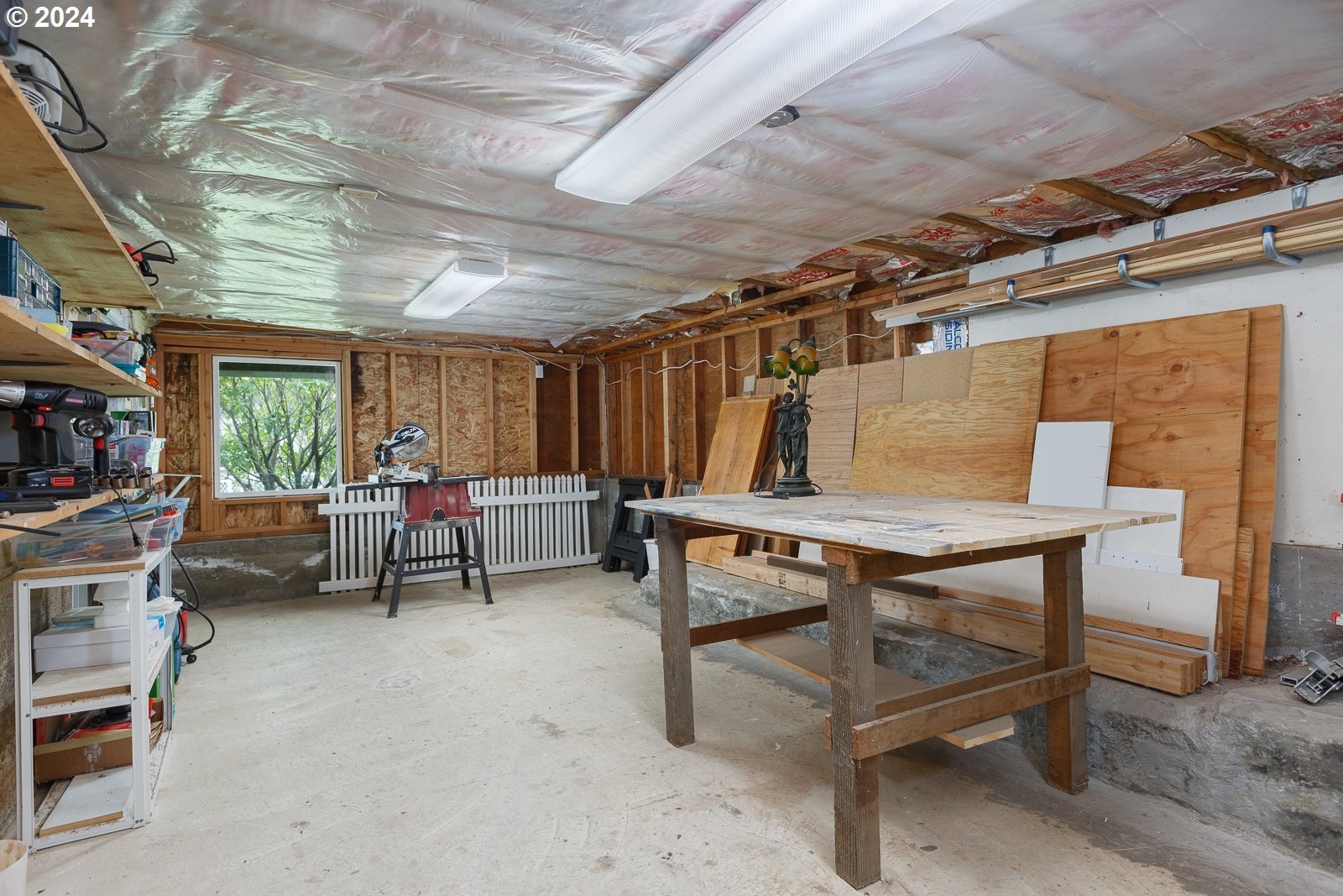 Lincoln City, Oregon, 97367, United States, 3 Bedrooms Bedrooms, ,2 BathroomsBathrooms,Residential,For Sale,1735832