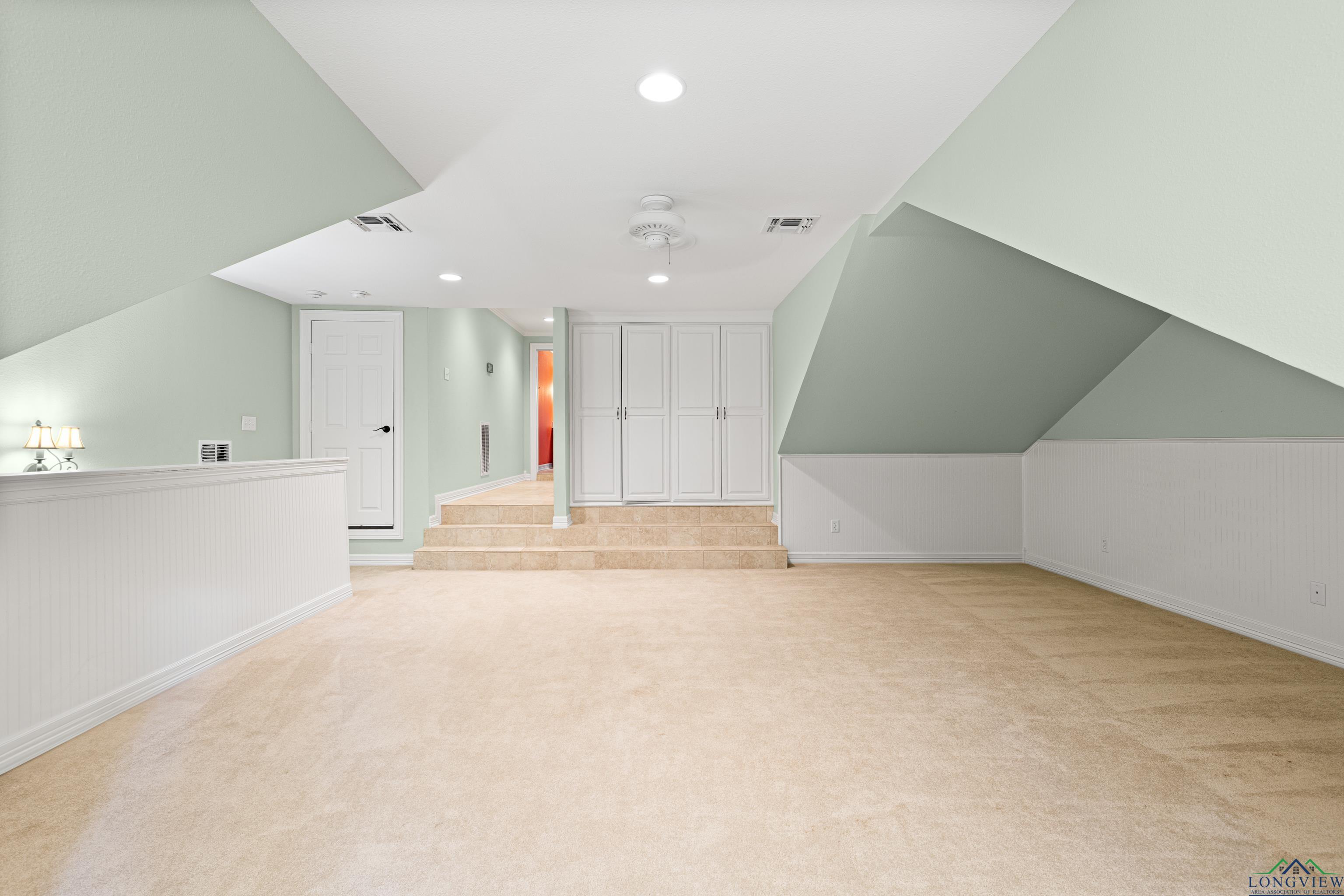 Longview, Texas, 75605, United States, 4 Bedrooms Bedrooms, ,6 BathroomsBathrooms,Residential,For Sale,1907778