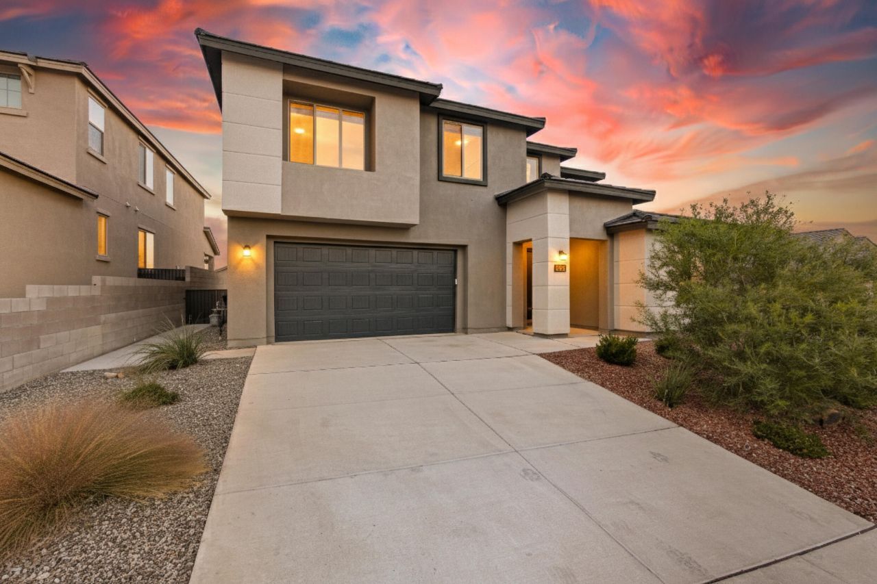 Albuquerque, New Mexico, 87120, United States, 5 Bedrooms Bedrooms, ,4 BathroomsBathrooms,Residential,For Sale,1957910