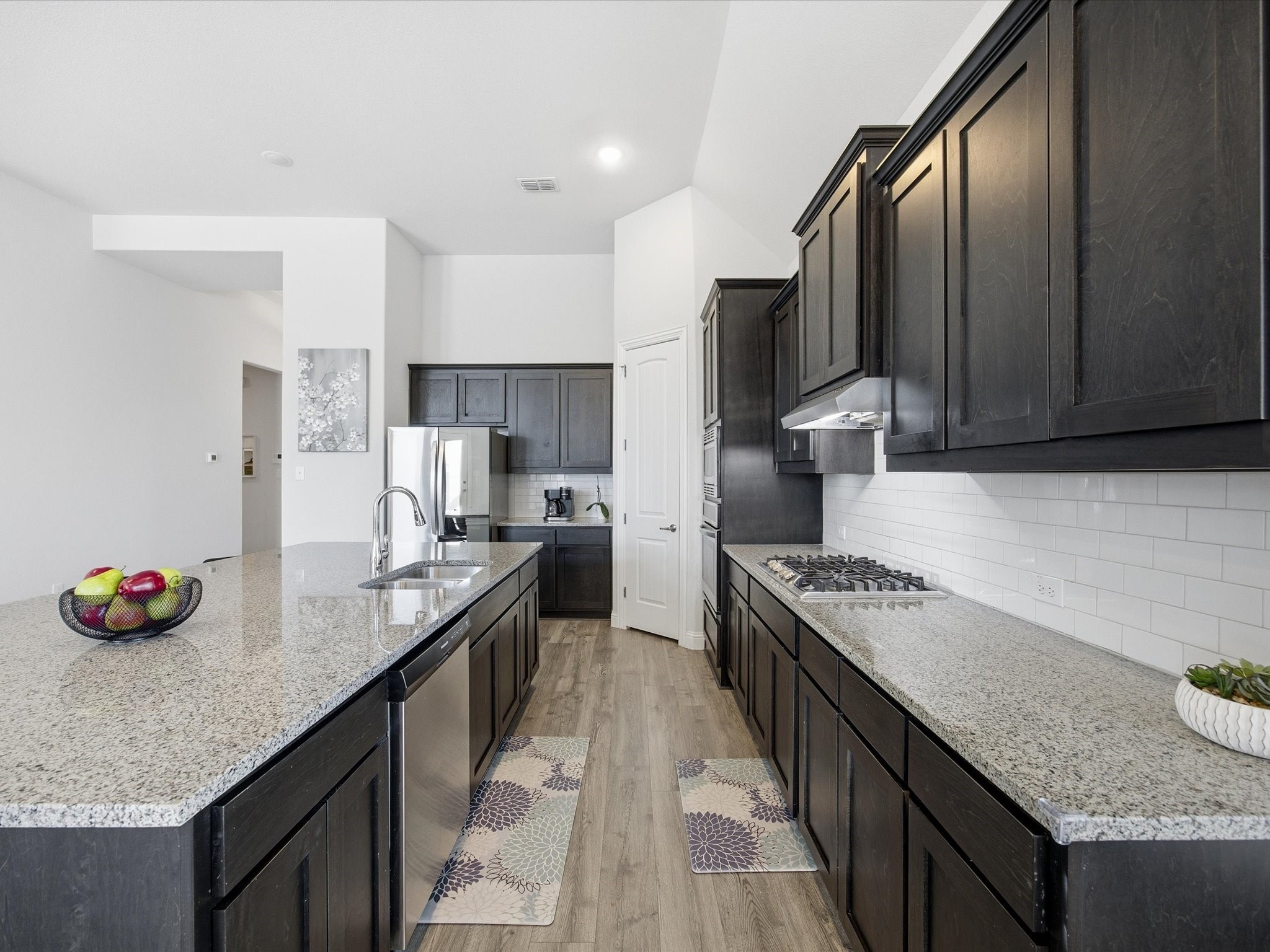 Celina, Texas, 75009, United States, 4 Bedrooms Bedrooms, ,3 BathroomsBathrooms,Residential,For Sale,1988975