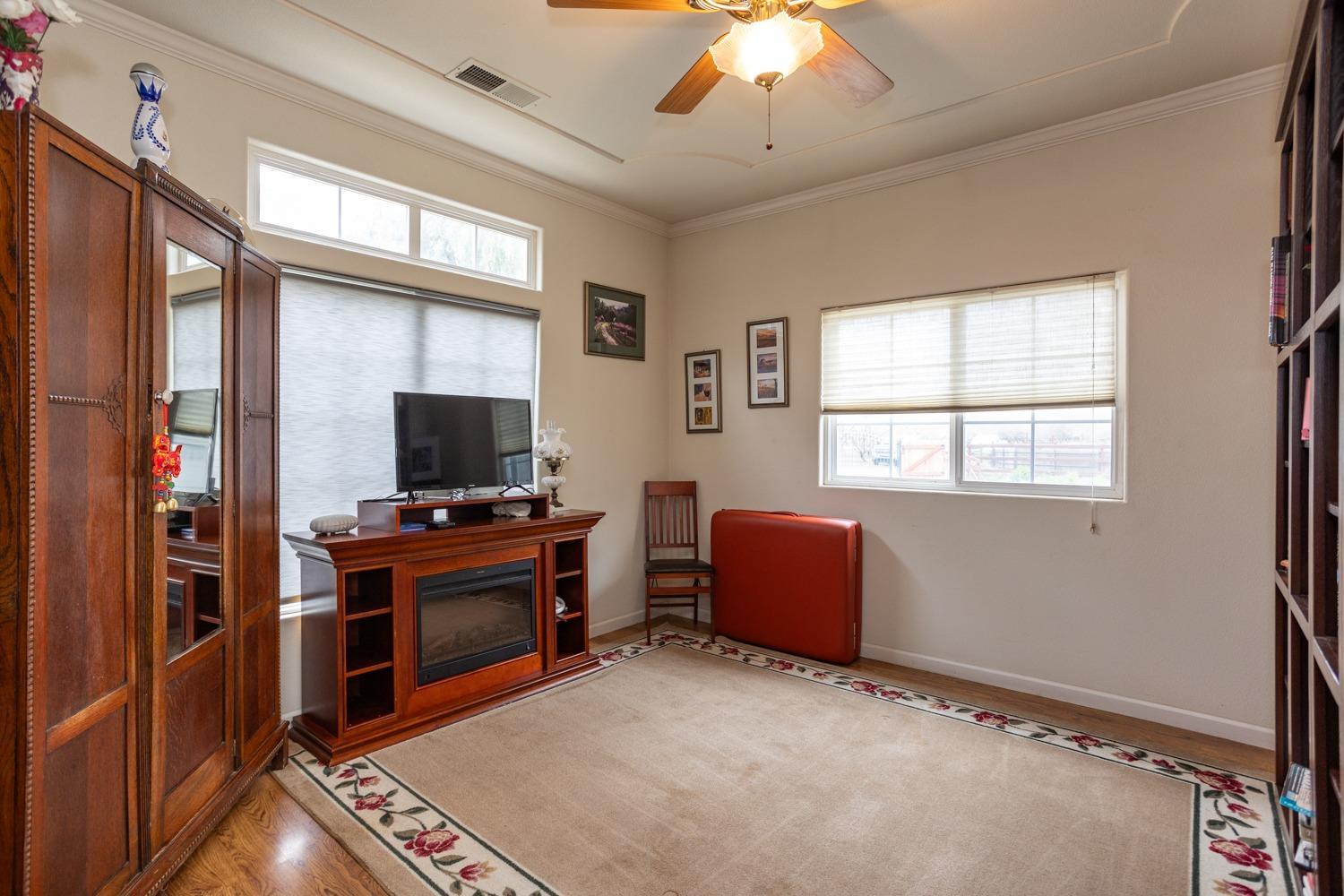 Delhi, California, 95315, United States, 3 Bedrooms Bedrooms, ,4 BathroomsBathrooms,Residential,For Sale,1975703