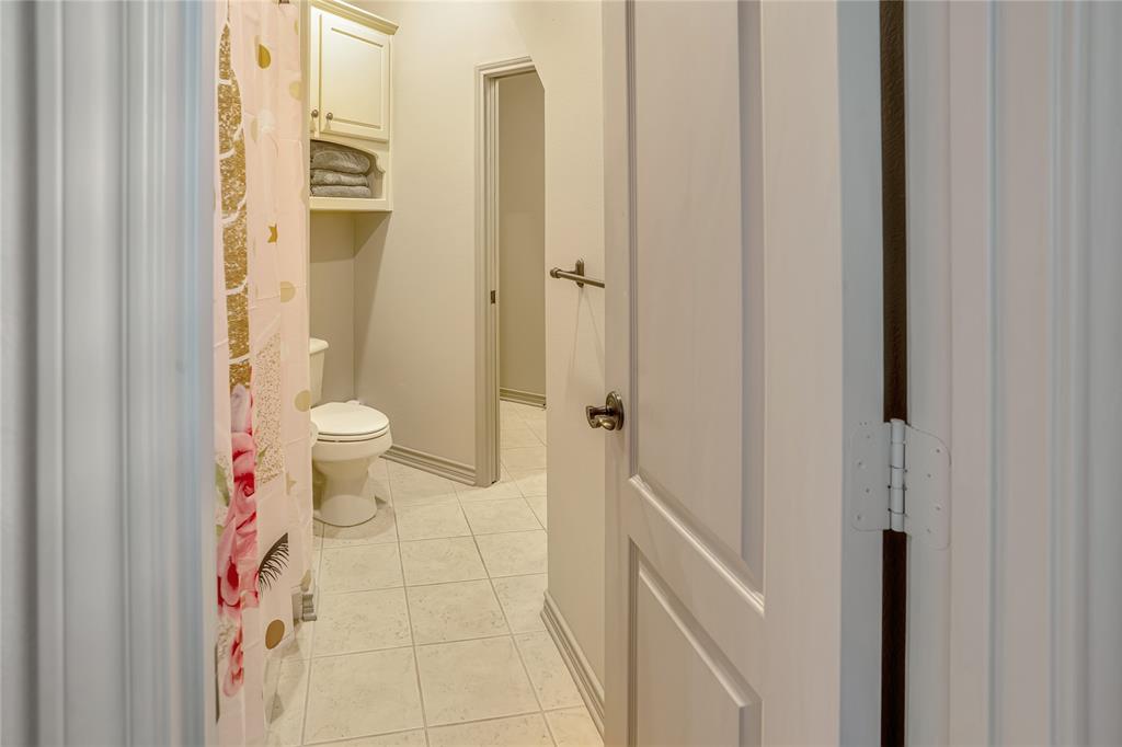 Heath, Texas, 75032, United States, 4 Bedrooms Bedrooms, ,4 BathroomsBathrooms,Residential,For Sale,1889823