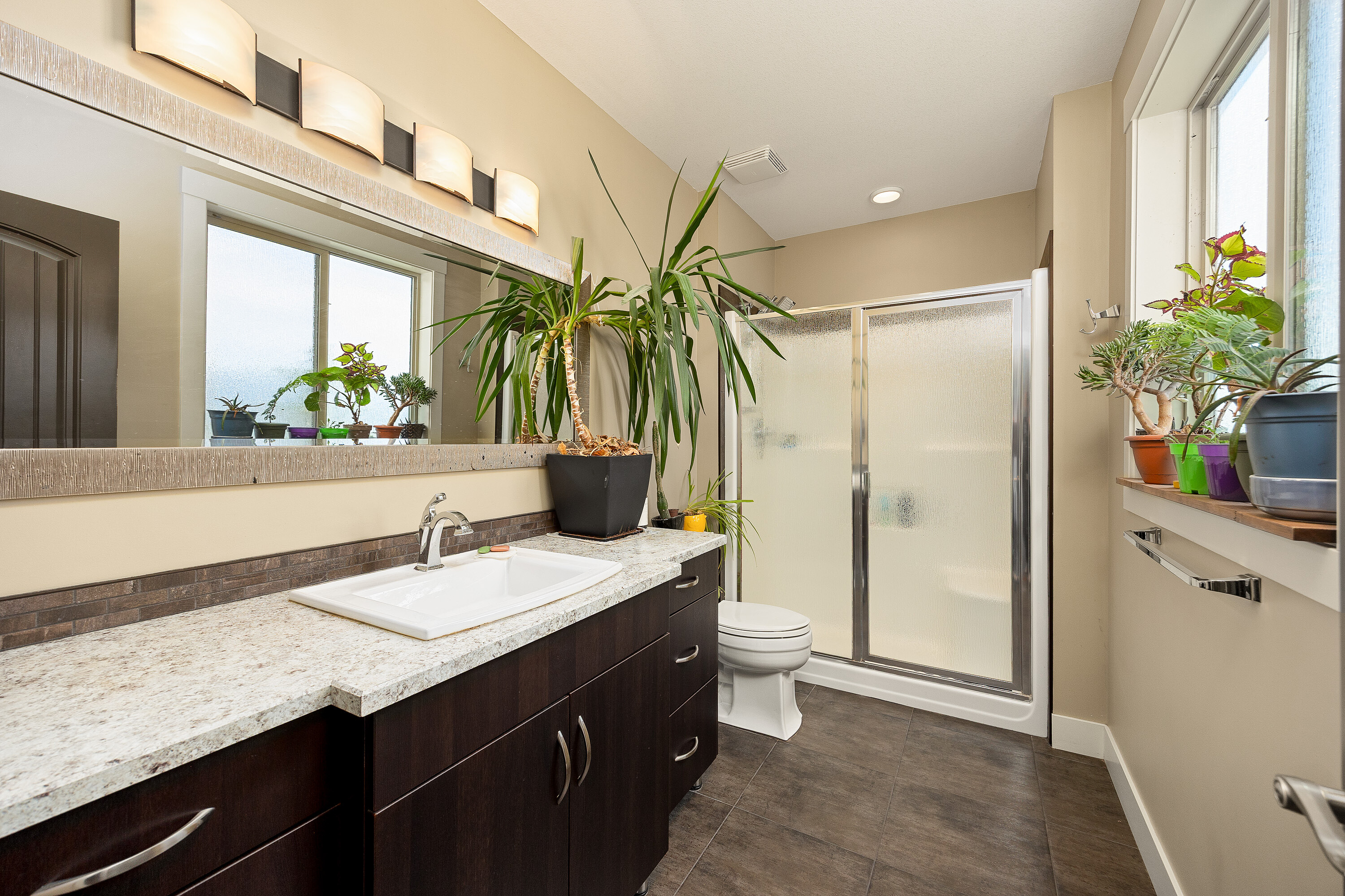  Lakeview Estate - 物件實景