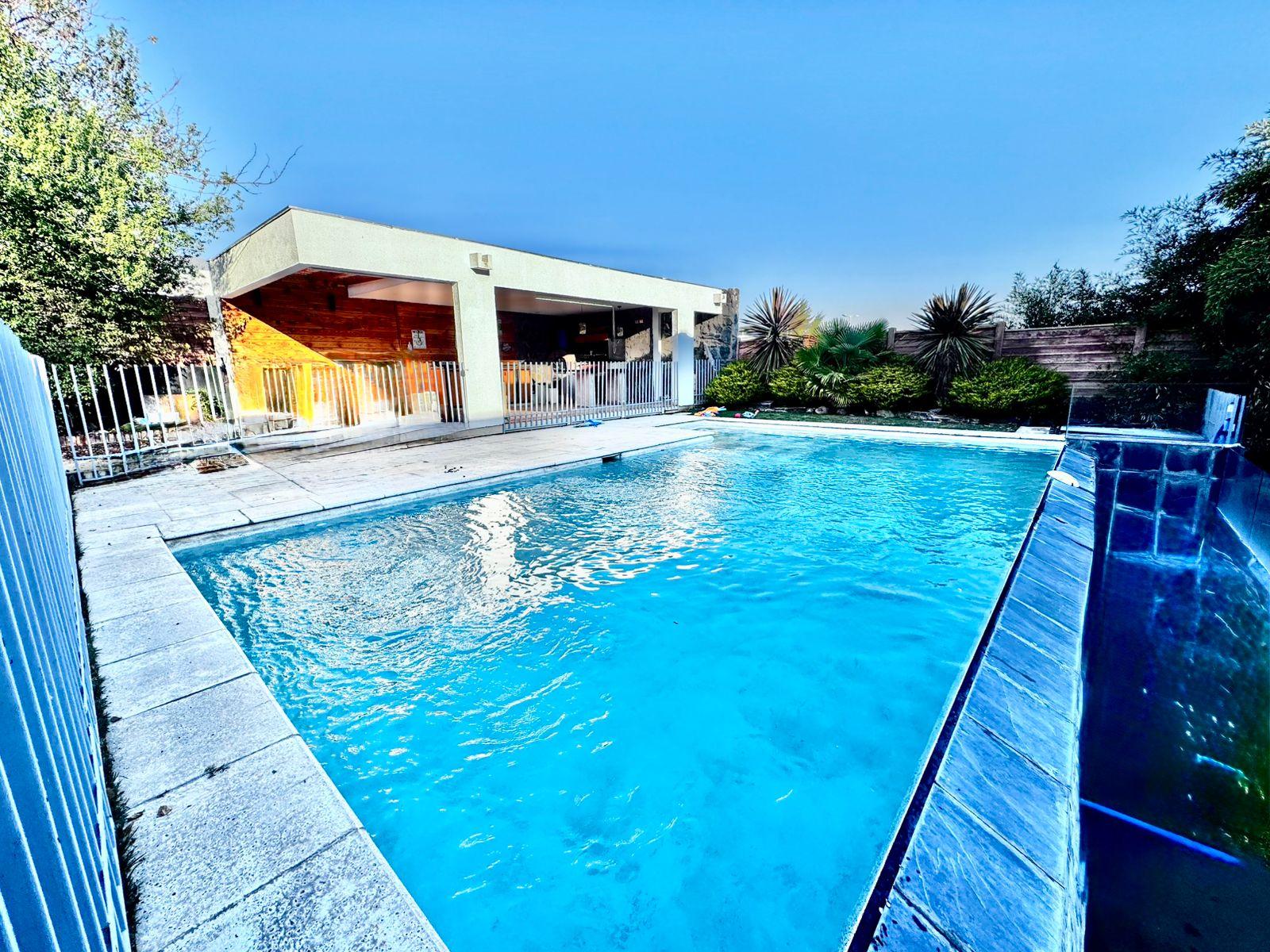 Colina, Chile, 4 Bedrooms Bedrooms, ,4 BathroomsBathrooms,Residential,For Sale,1885108