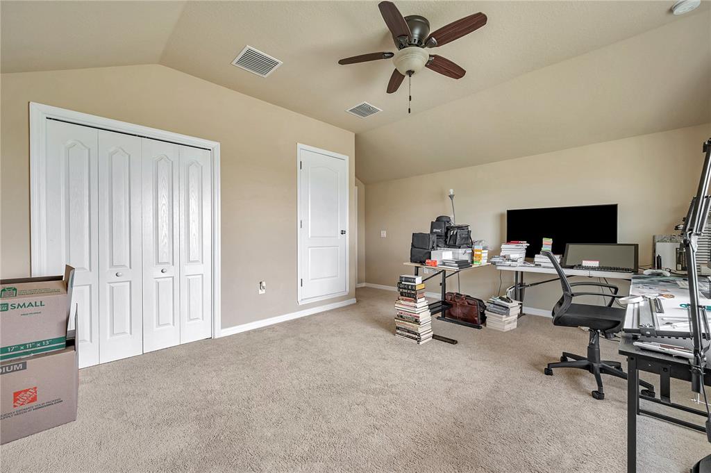Wesley Chapel, Florida, 33545, United States, 5 Bedrooms Bedrooms, ,3 BathroomsBathrooms,Residential,For Sale,1941692