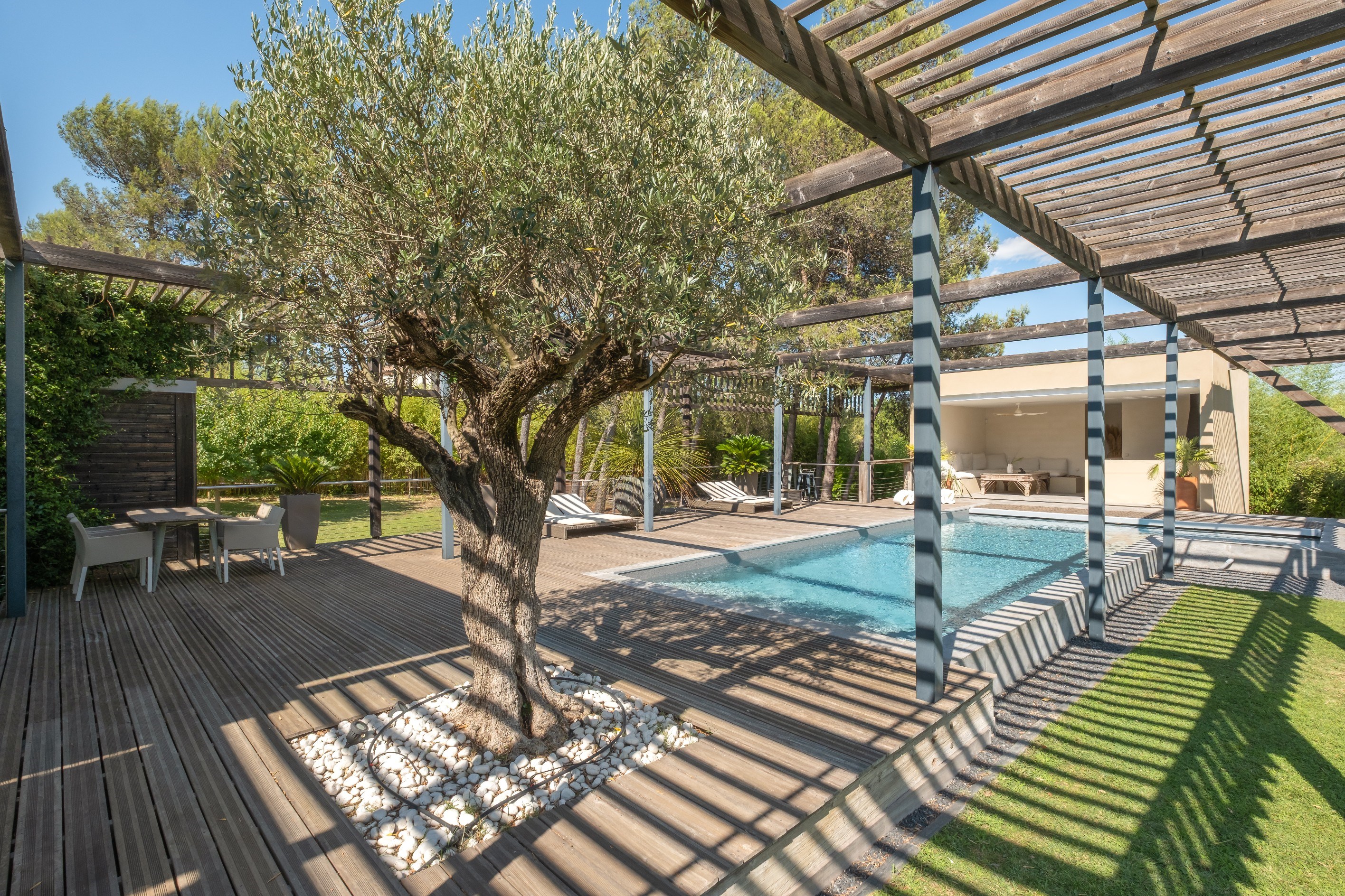  An Exceptional Architect-Designed Villa on the Outskirts of Montpellier - 物件實景
