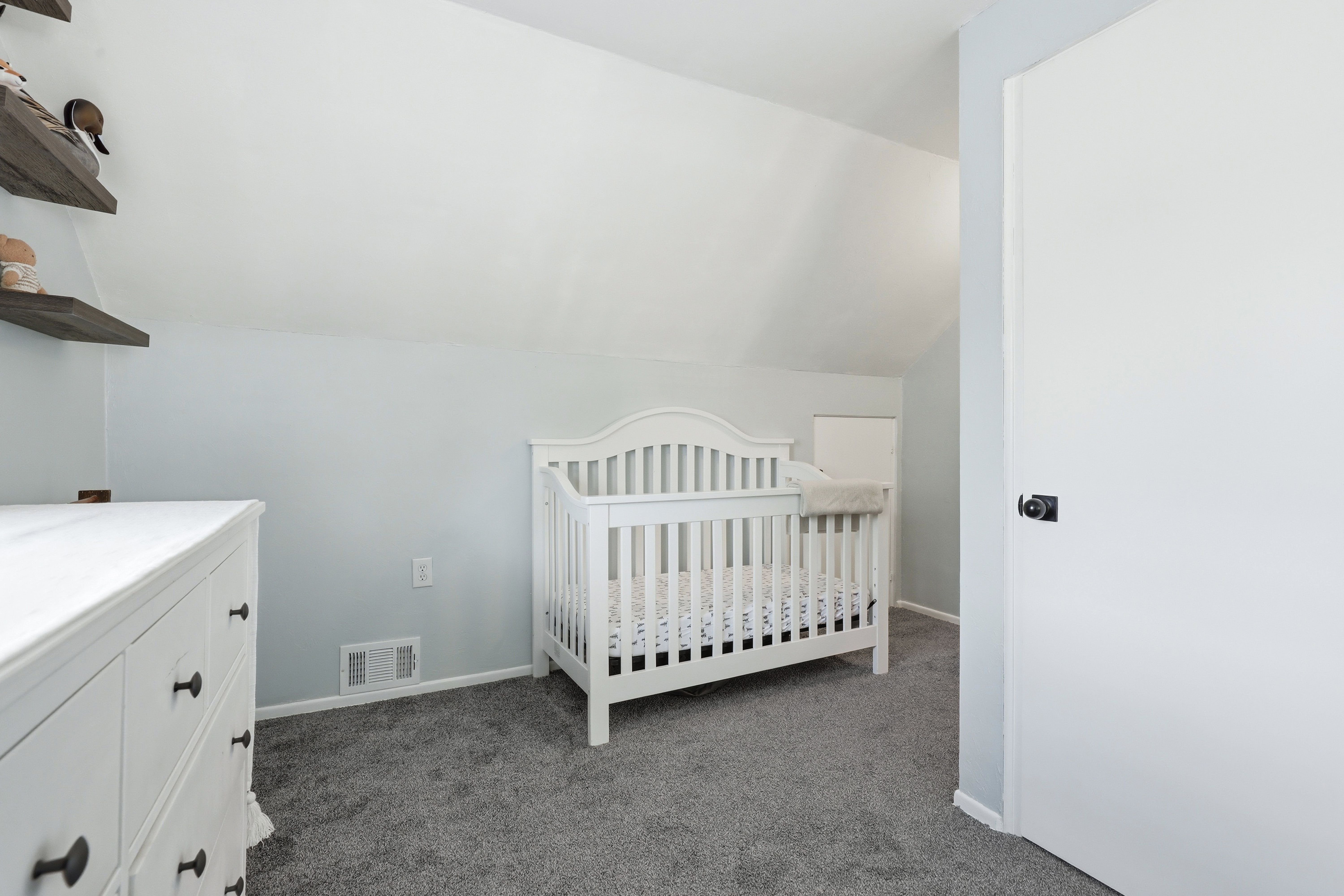  974 Kirsopp Avenue, Pittsburgh, PA 15220 - 物件實景