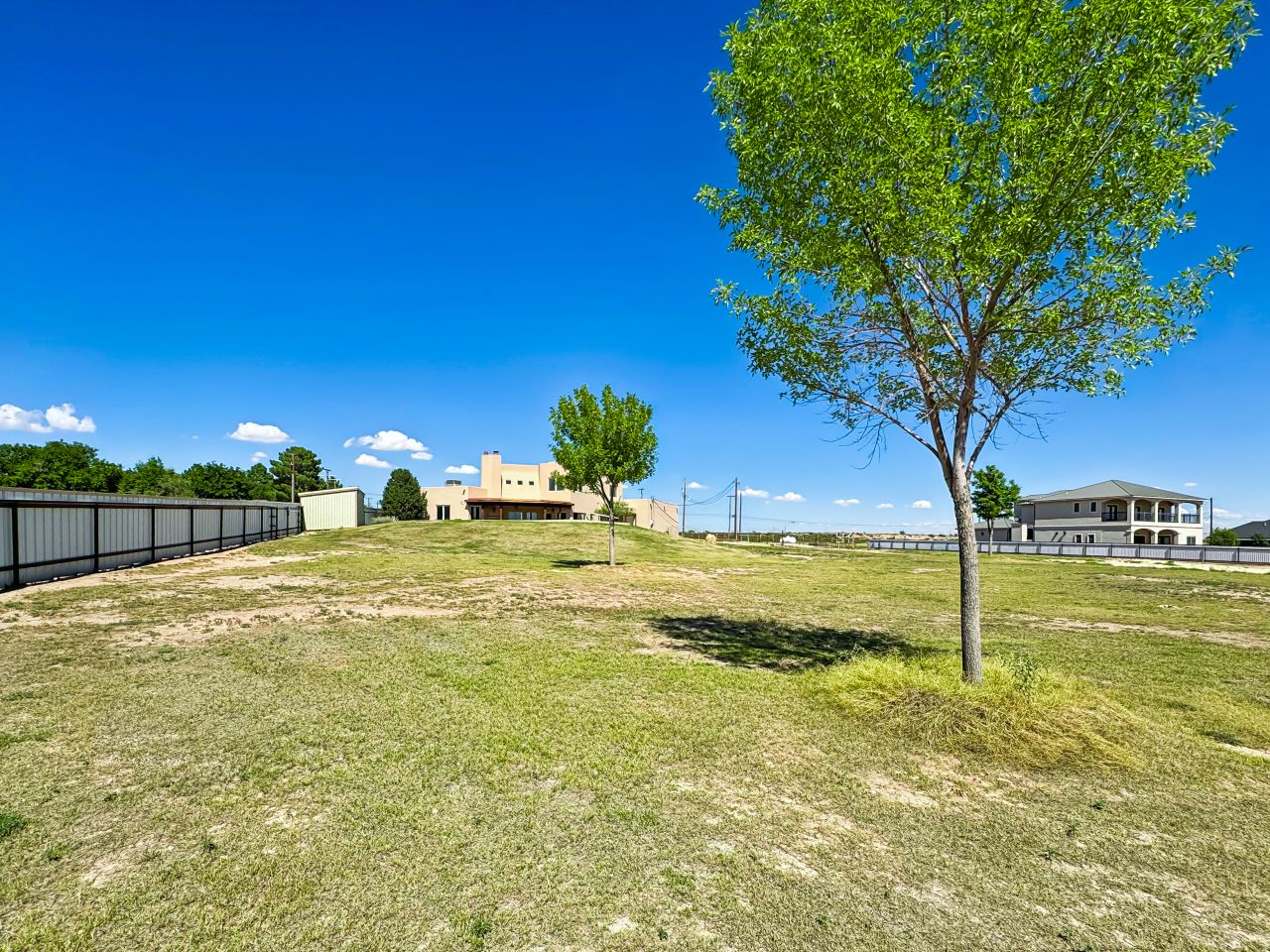 Carlsbad, New Mexico, 88220, United States, 4 Bedrooms Bedrooms, ,3 BathroomsBathrooms,Residential,For Sale,1973725