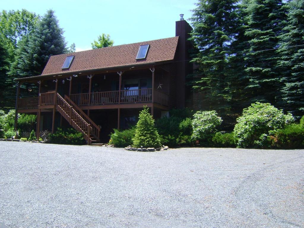 1187 Lower Meeker Hollow Road, Roxbury, New York, 12474, United States, 5 Bedrooms Bedrooms, ,3 BathroomsBathrooms,Residential,For Sale,1187 Lower Meeker Hollow Road,1632395