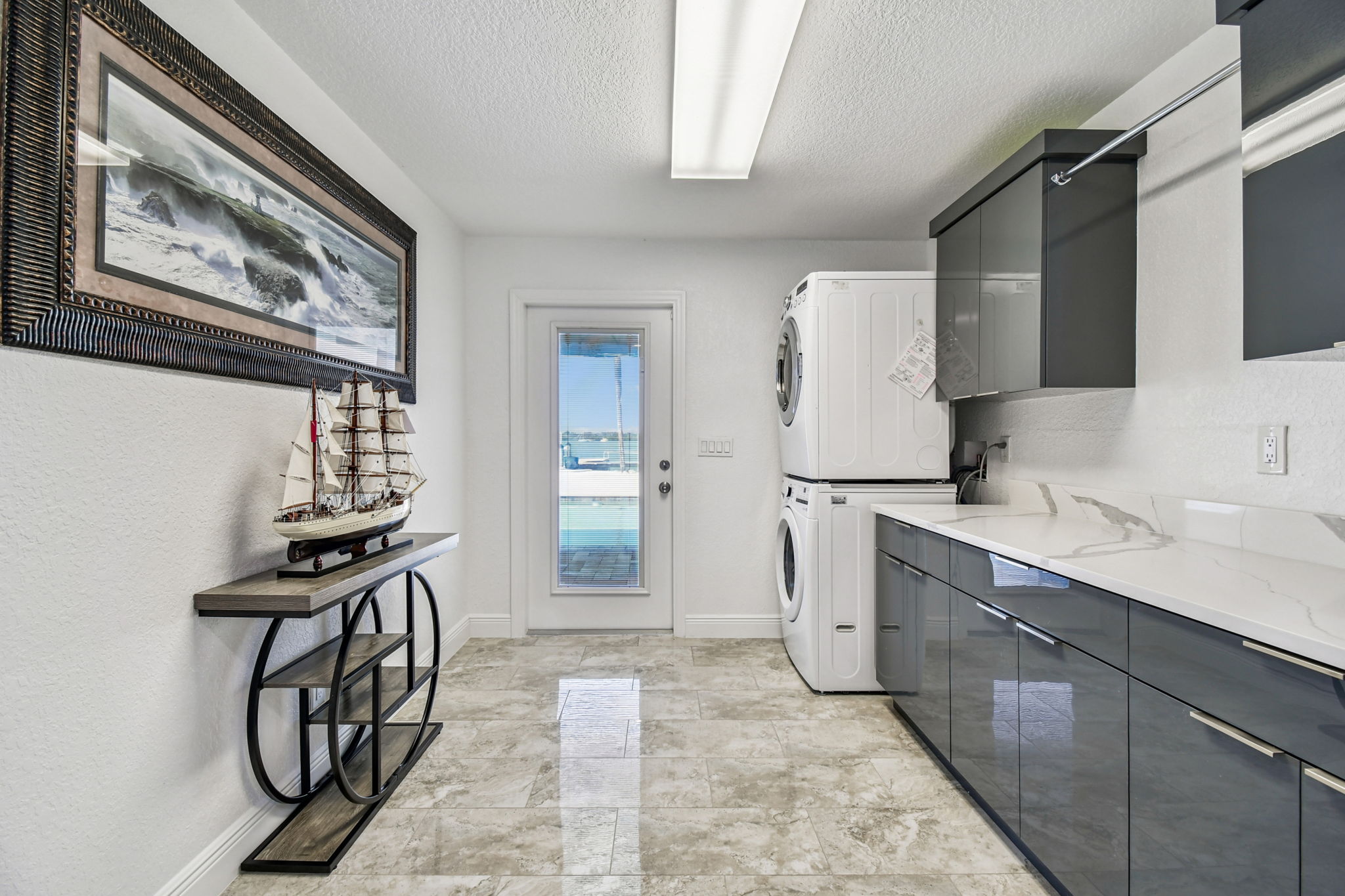 Madeira Beach, Florida, 33708, United States, 6 Bedrooms Bedrooms, ,6 BathroomsBathrooms,Residential,For Sale,1975666