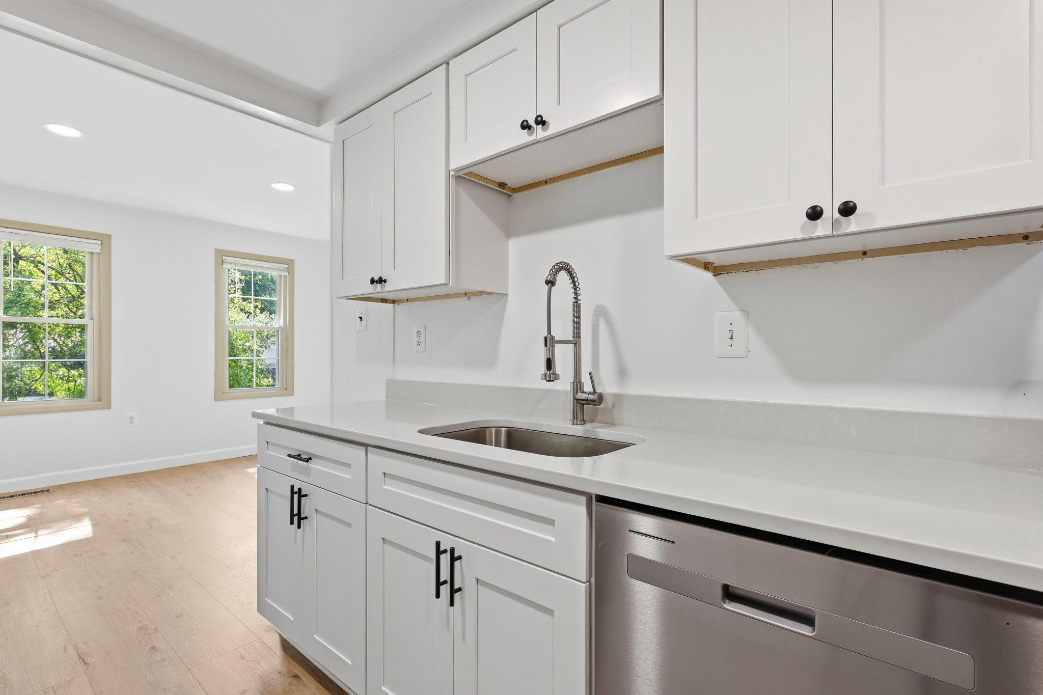  5872 Kara Place, Burke, VA, 22015 - 物件實景