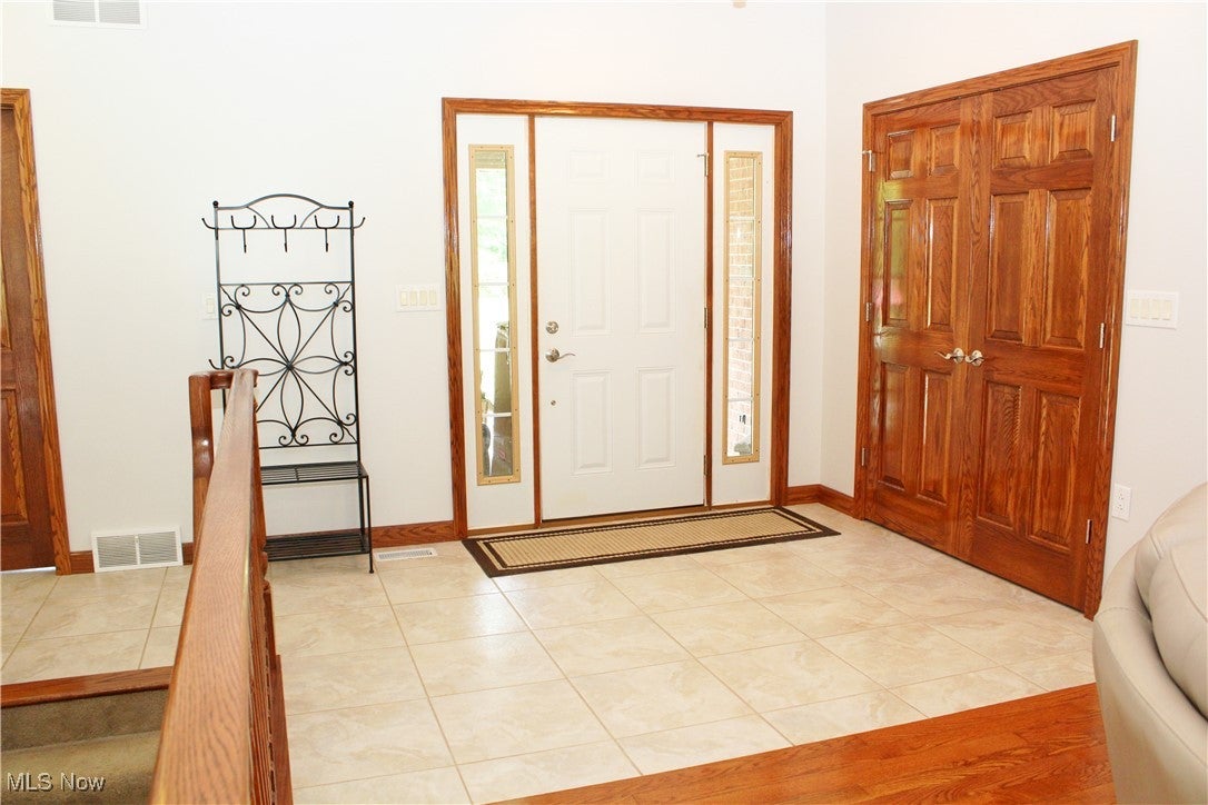 Lowellville, Ohio, 44436, United States, 3 Bedrooms Bedrooms, ,2 BathroomsBathrooms,Residential,For Sale,1984075