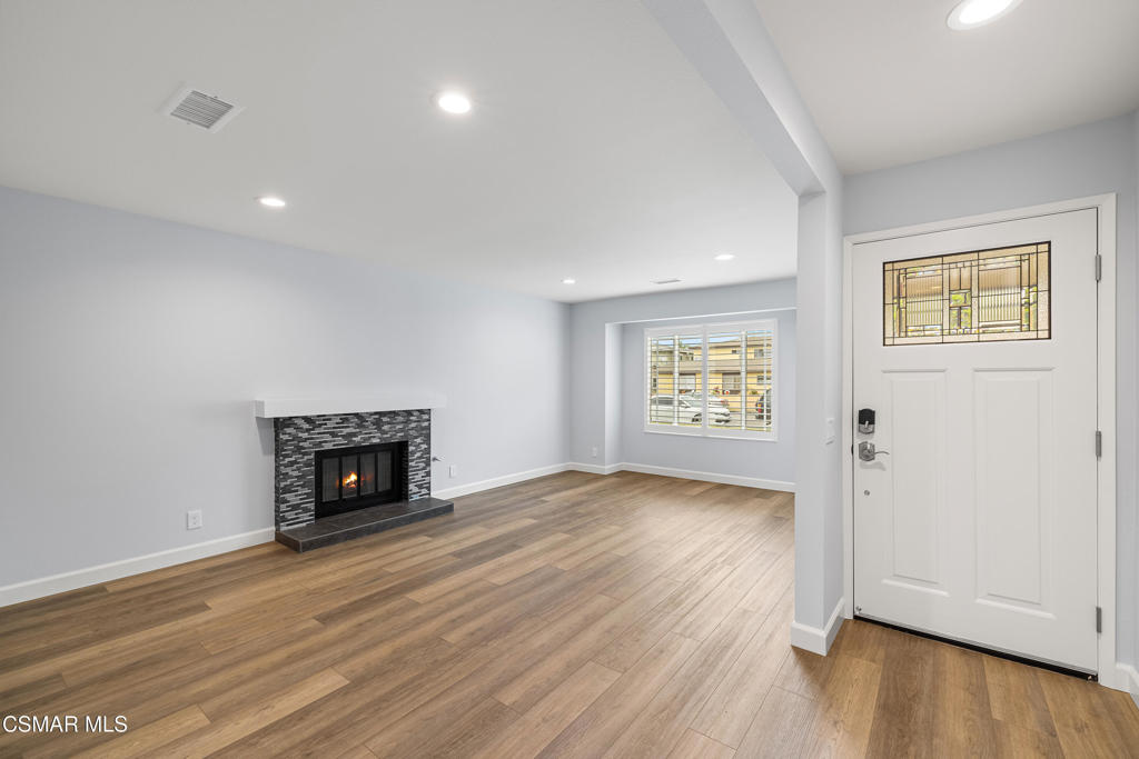 Oxnard, California, 93033, United States, 4 Bedrooms Bedrooms, ,2 BathroomsBathrooms,Residential,For Sale,1916733