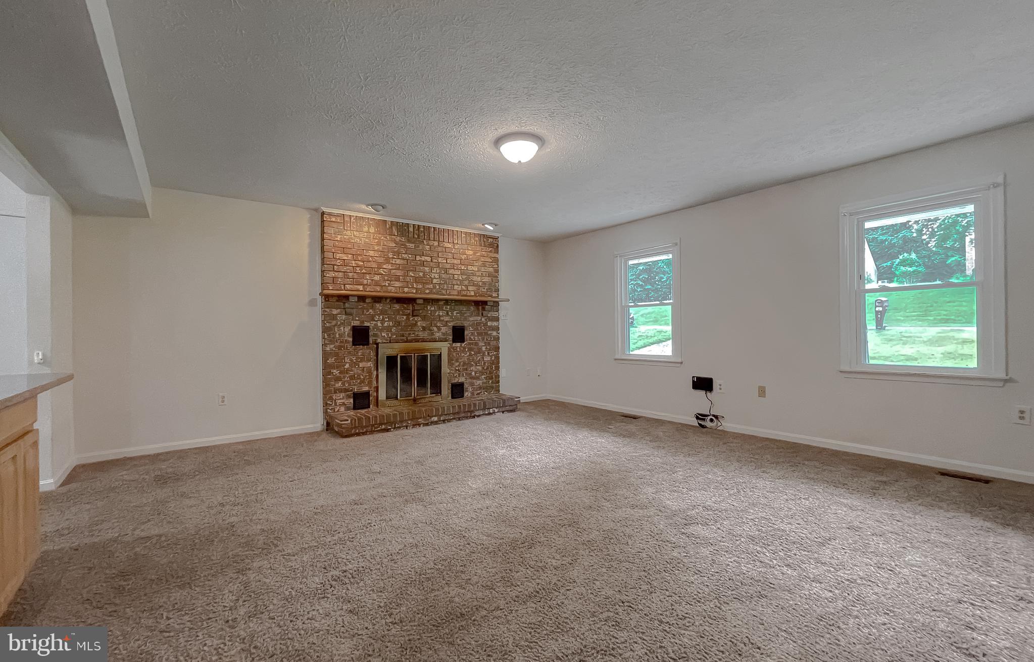 Waldorf, Maryland, 20603, United States, 5 Bedrooms Bedrooms, ,3 BathroomsBathrooms,Residential,For Sale,1928976
