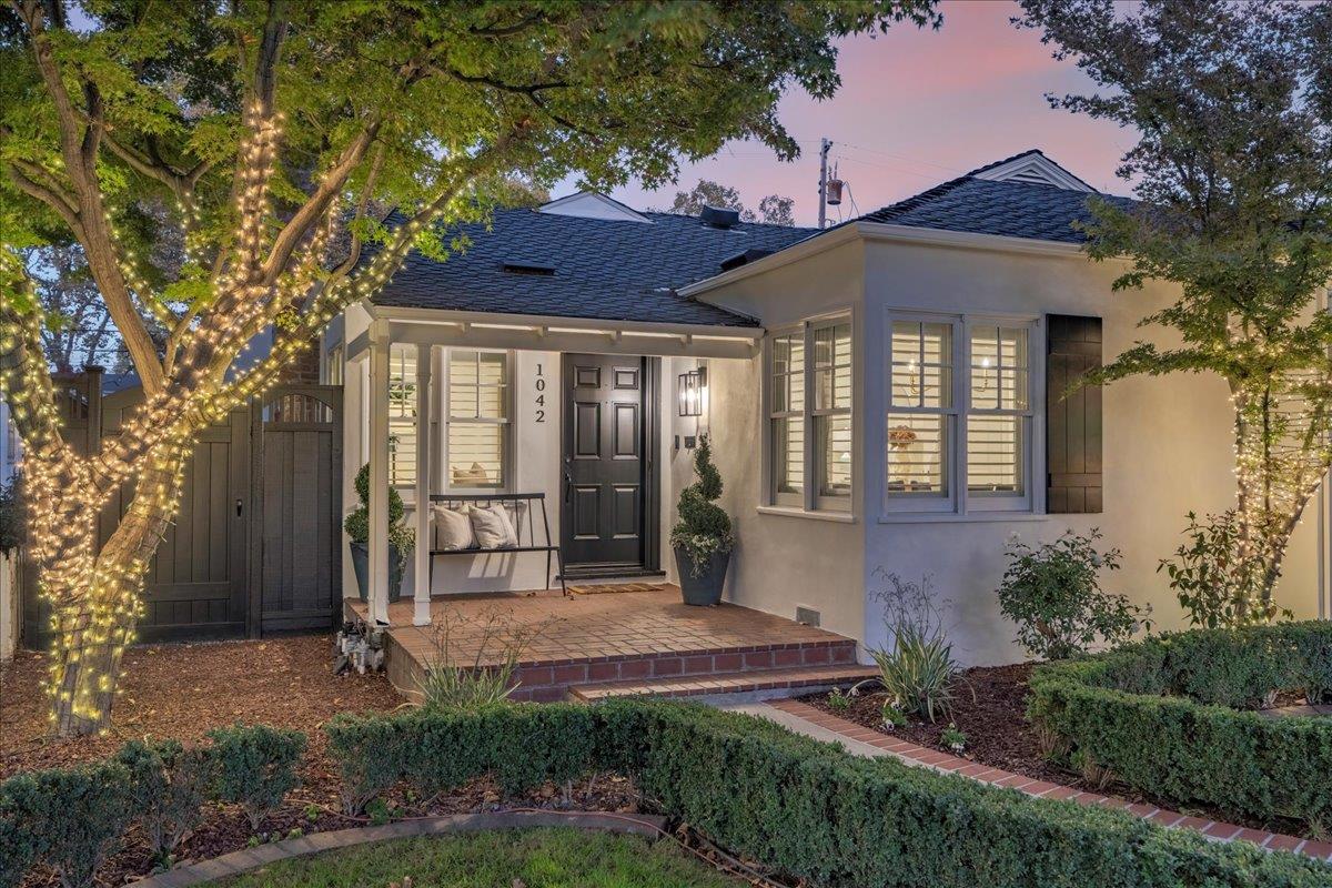 San Jose, California, 95125, United States, 3 Bedrooms Bedrooms, ,2 BathroomsBathrooms,Residential,For Sale,1989346