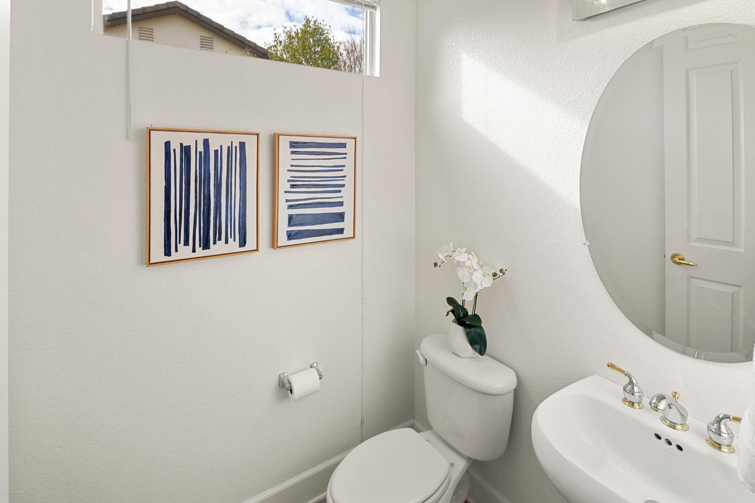 Lincoln, California, 95648, United States, 3 Bedrooms Bedrooms, ,3 BathroomsBathrooms,Residential,For Sale,2008563