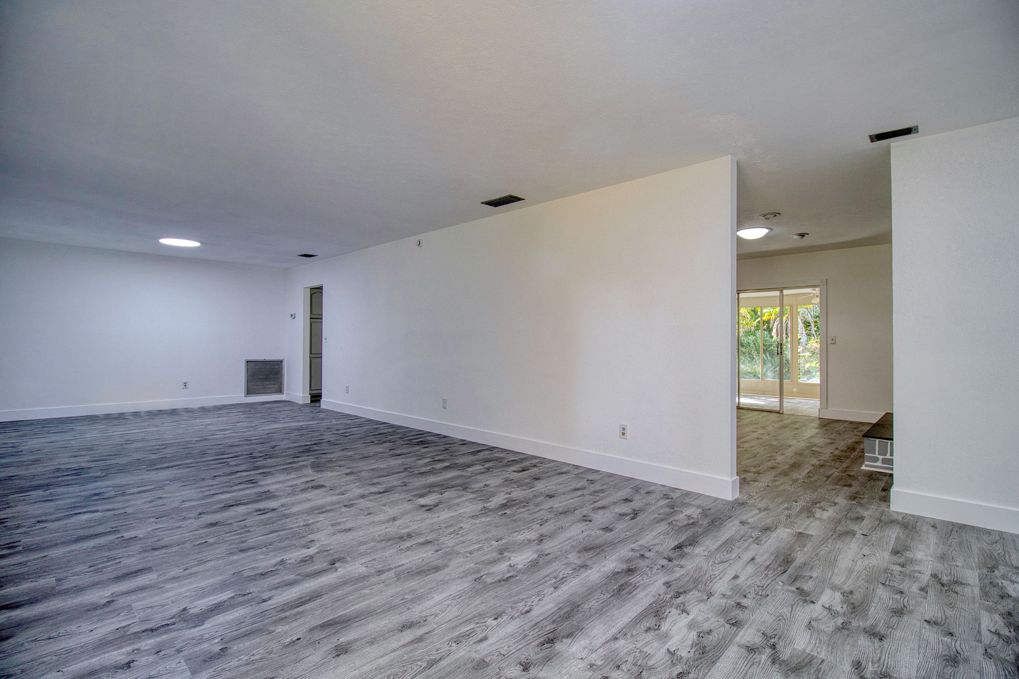 Tampa, Florida, 33613, United States, 4 Bedrooms Bedrooms, ,1 BathroomBathrooms,Residential,For Sale,2006363