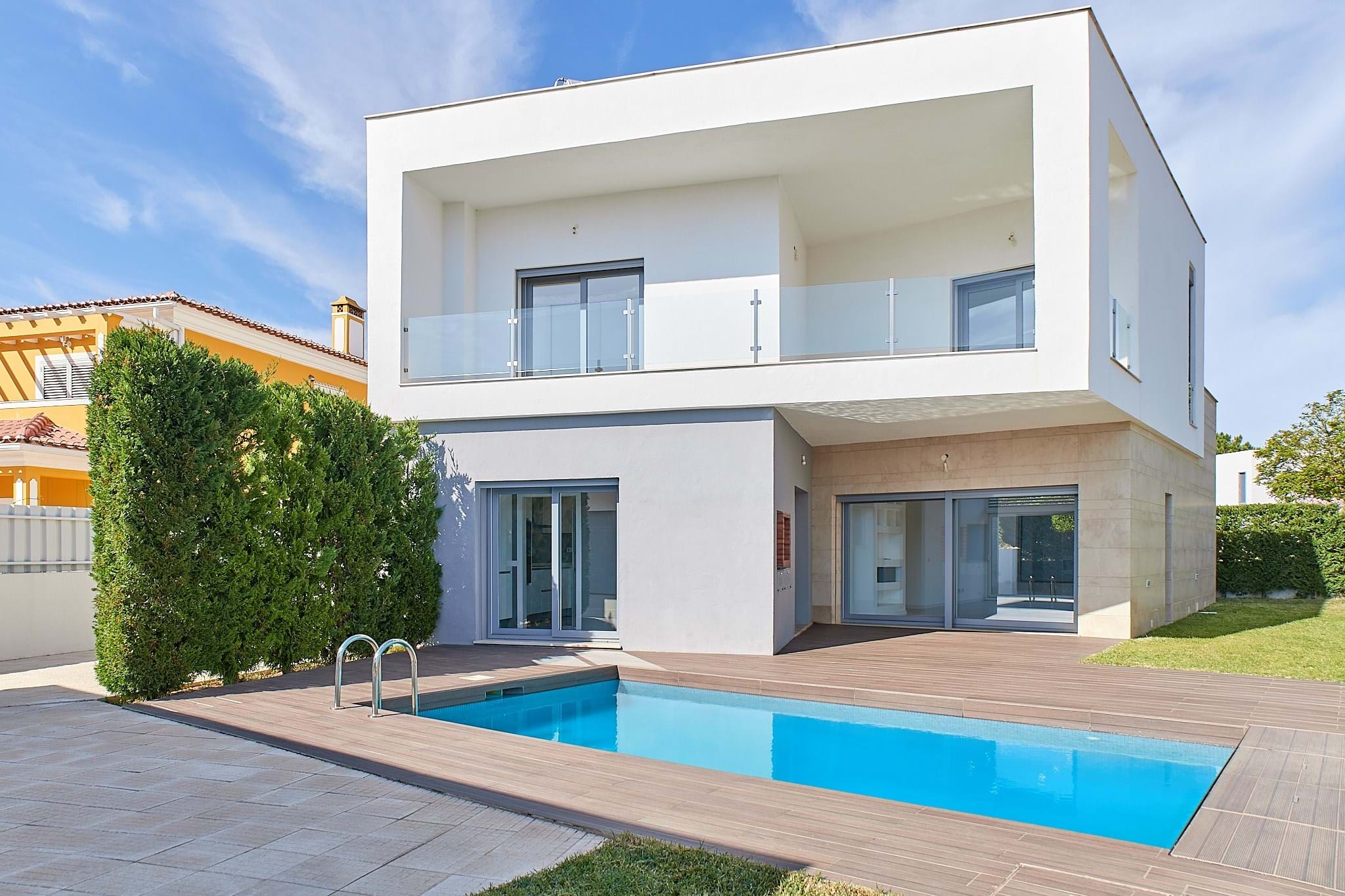 Setúbal, Setúbal, 2925-002, PT, 4 Bedrooms Bedrooms, ,3 BathroomsBathrooms,Residential,For Sale,1699842