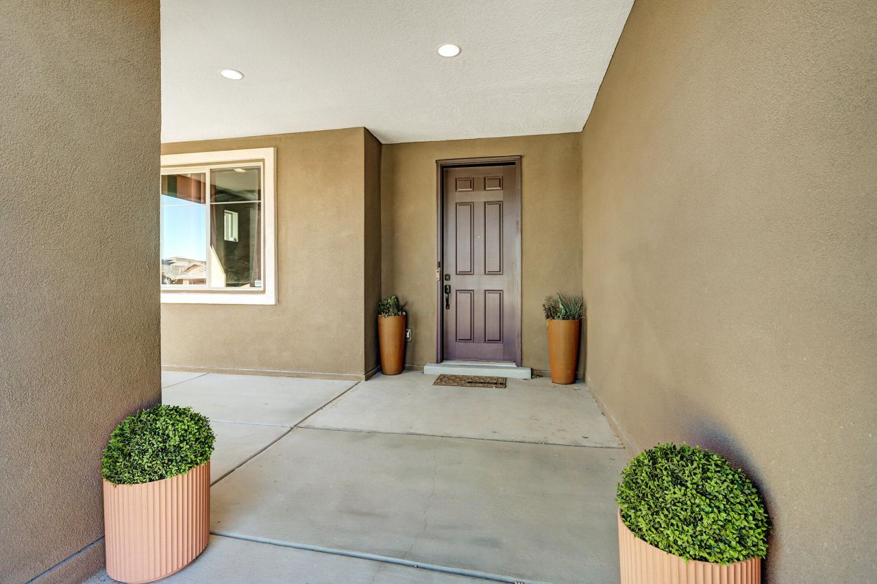 Rio Rancho, New Mexico, 87124, United States, 5 Bedrooms Bedrooms, ,4 BathroomsBathrooms,Residential,For Sale,2003162