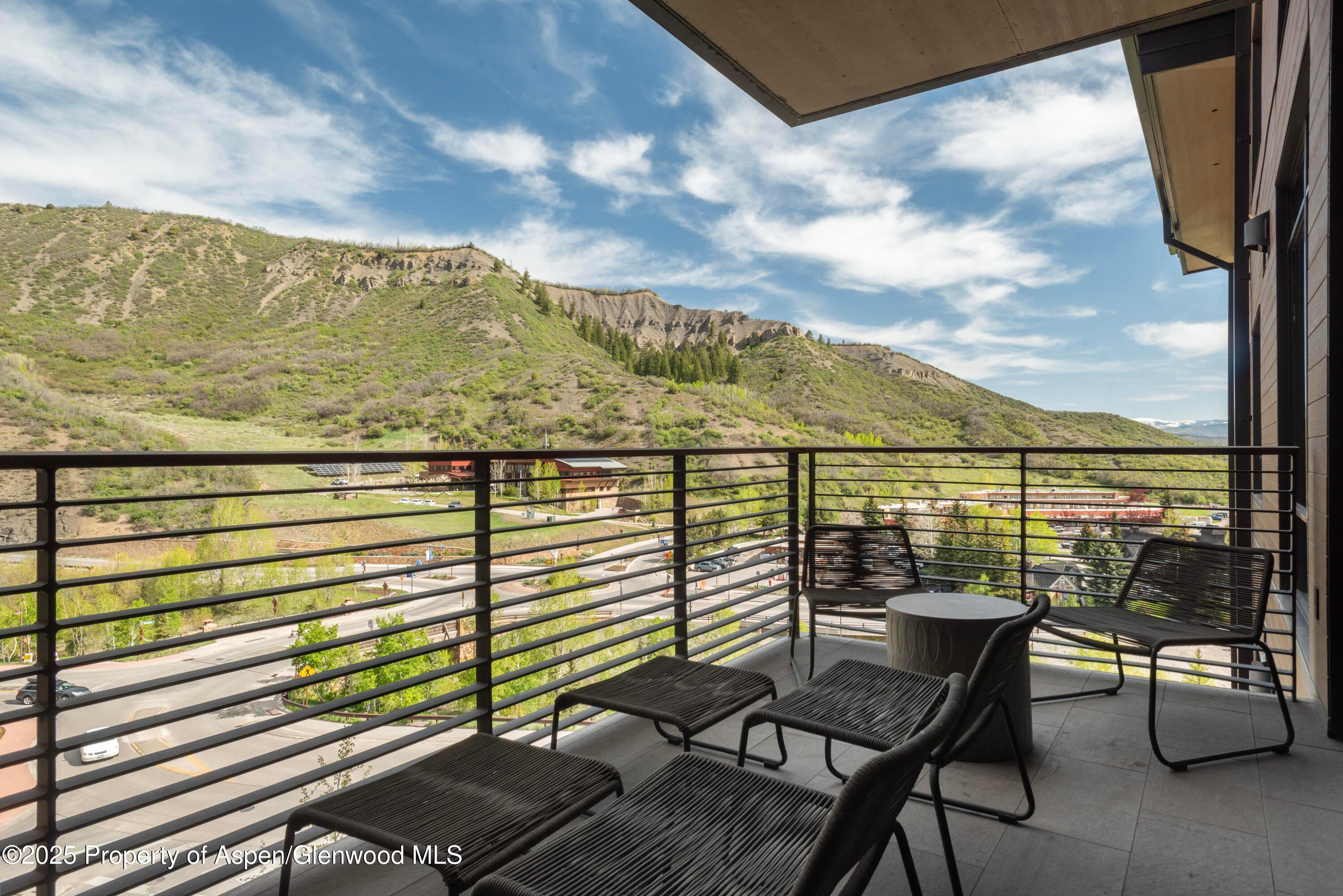 Snowmass Village, Colorado, 81615, United States, 4 Bedrooms Bedrooms, ,4 BathroomsBathrooms,Residential,For Sale,1846573