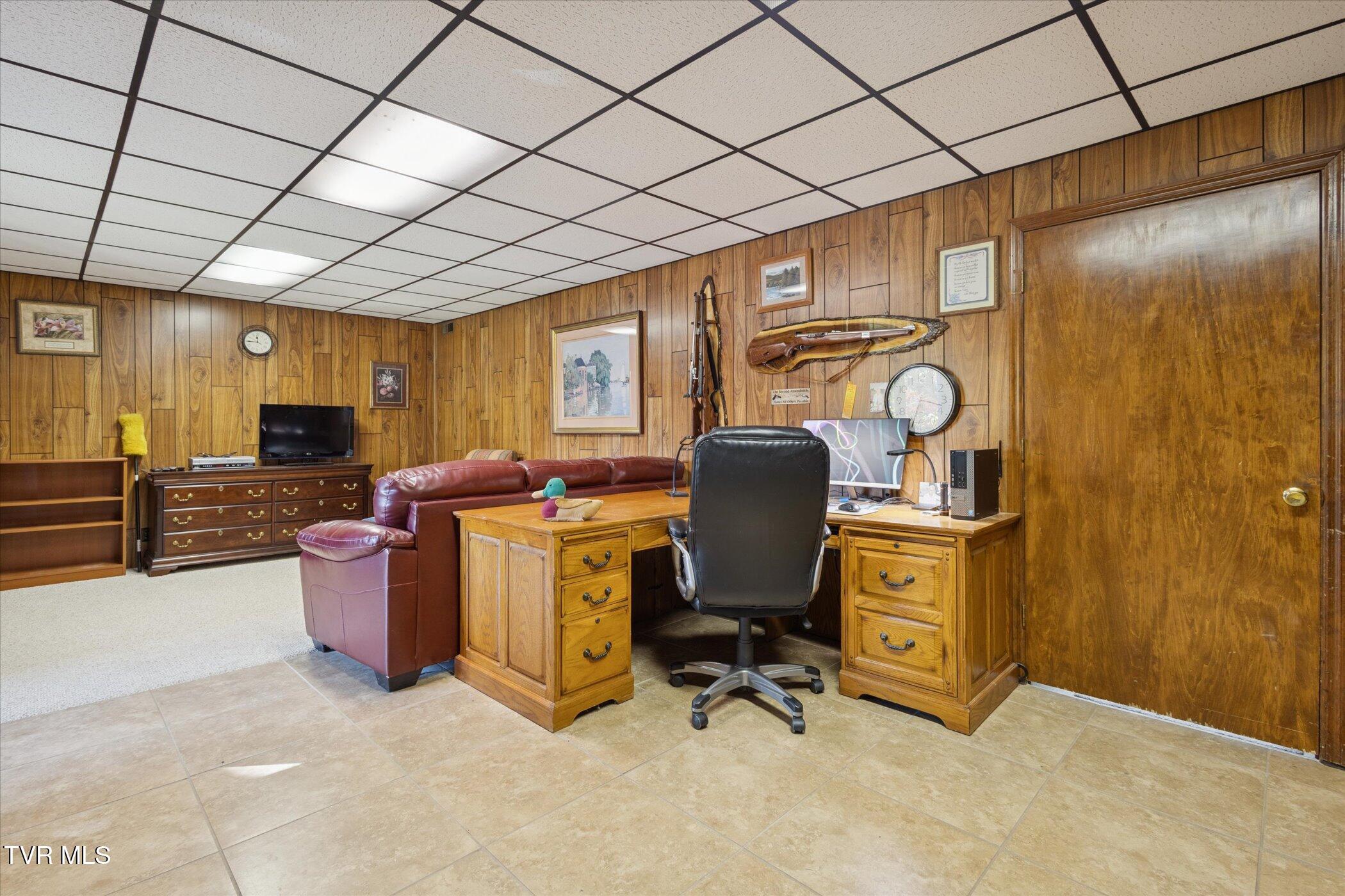 Johnson City, Tennessee, 37604, United States, 4 Bedrooms Bedrooms, ,3 BathroomsBathrooms,Residential,For Sale,1978550