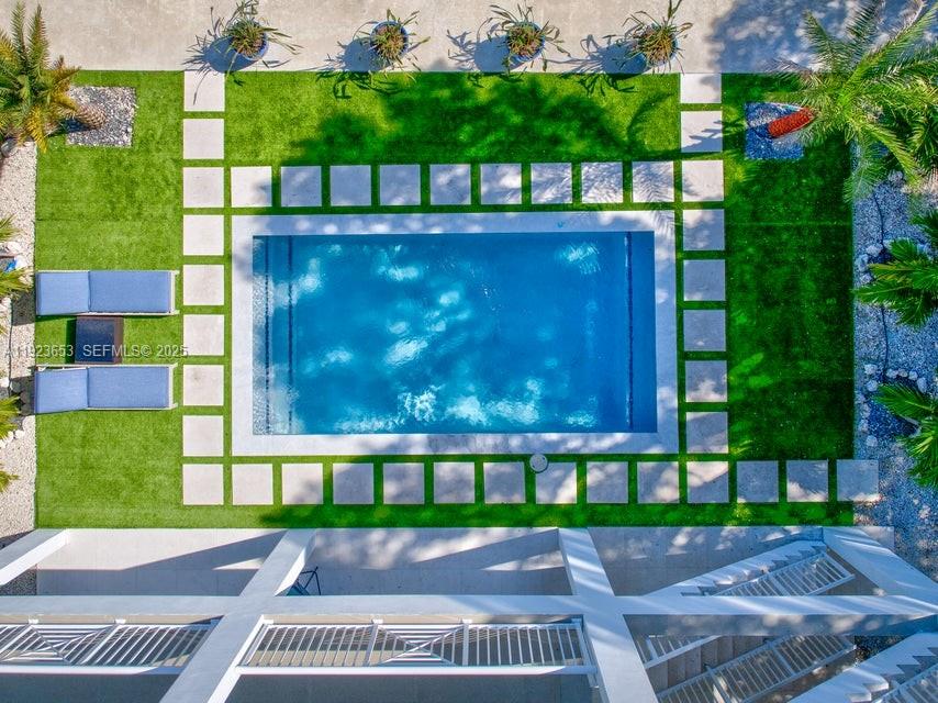 Key Largo, Florida, 33037, United States, 5 Bedrooms Bedrooms, ,3 BathroomsBathrooms,Residential,For Sale,2002061