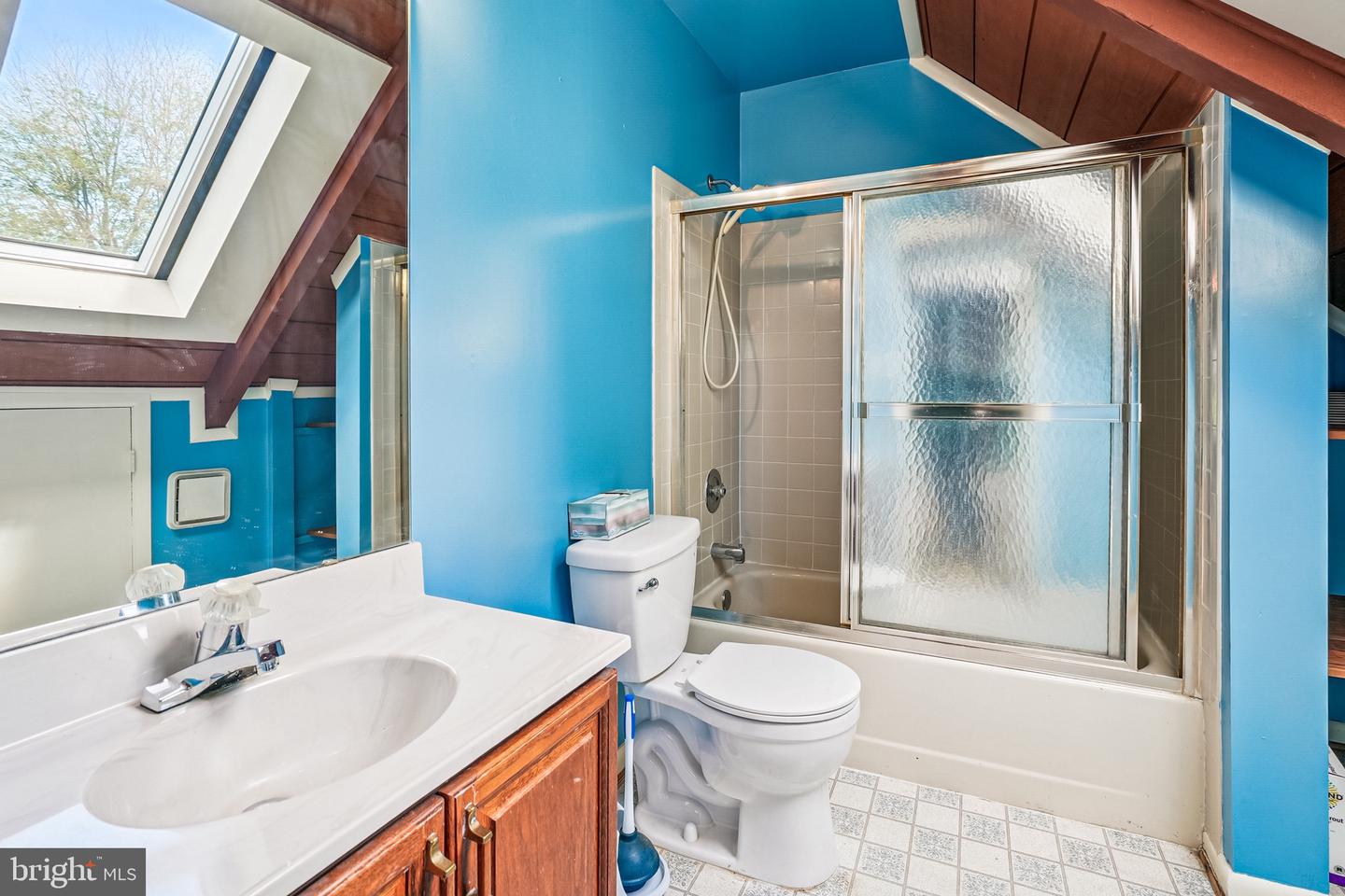 Manassas, Virginia, 20110, United States, 3 Bedrooms Bedrooms, ,2 BathroomsBathrooms,Residential,For Sale,1924982