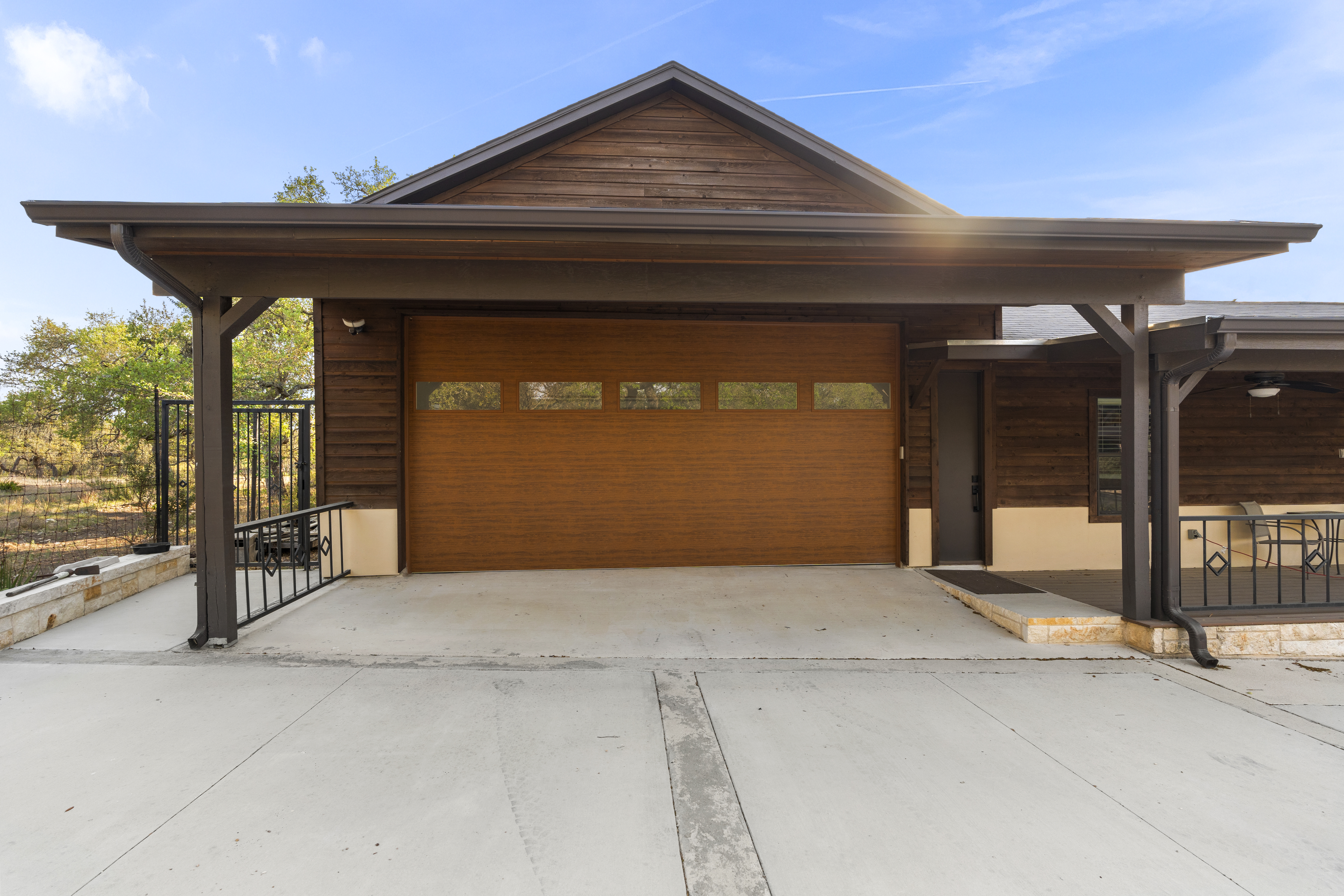  Spring Branch Luxury on 2.3 Acres - 物件實景