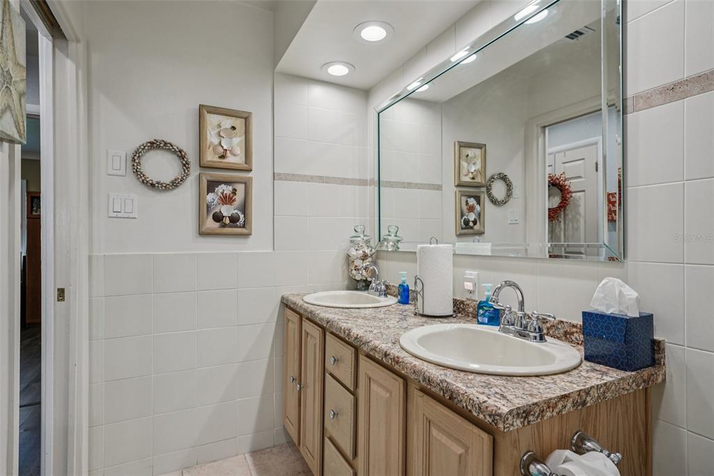 Largo, Florida, 33770, United States, 4 Bedrooms Bedrooms, ,2 BathroomsBathrooms,Residential,For Sale,1963709