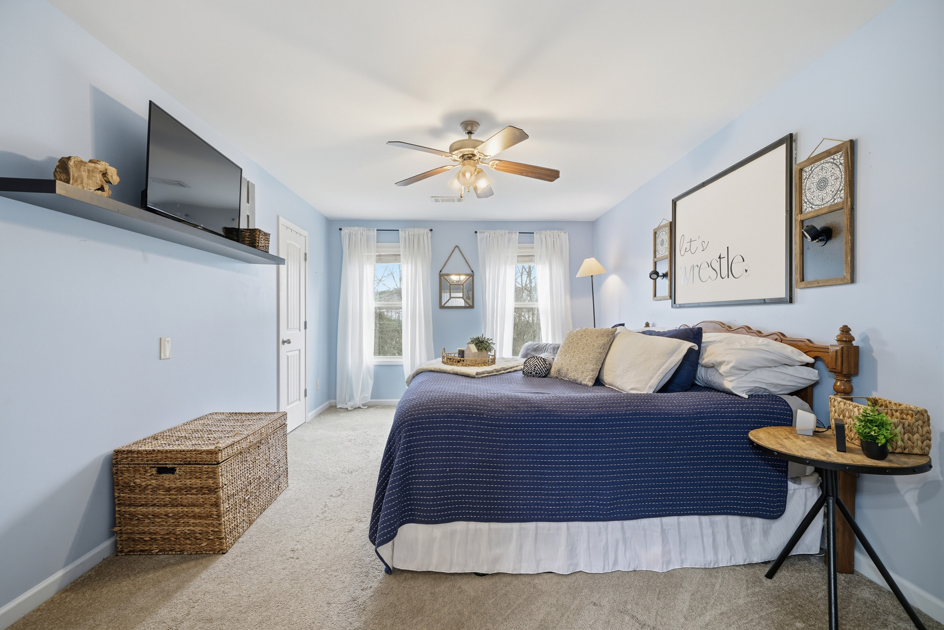  Charming End-Unit Townhome at the End of a Peaceful Cul-de-Sac - 物件實景