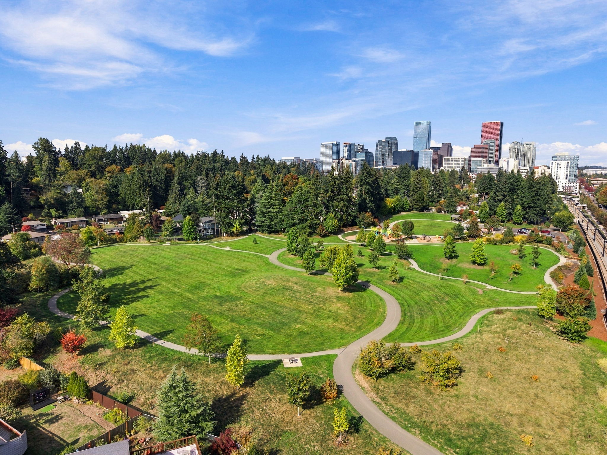  609 109th Ave SE, Bellevue, WA 98004 - 物件實景
