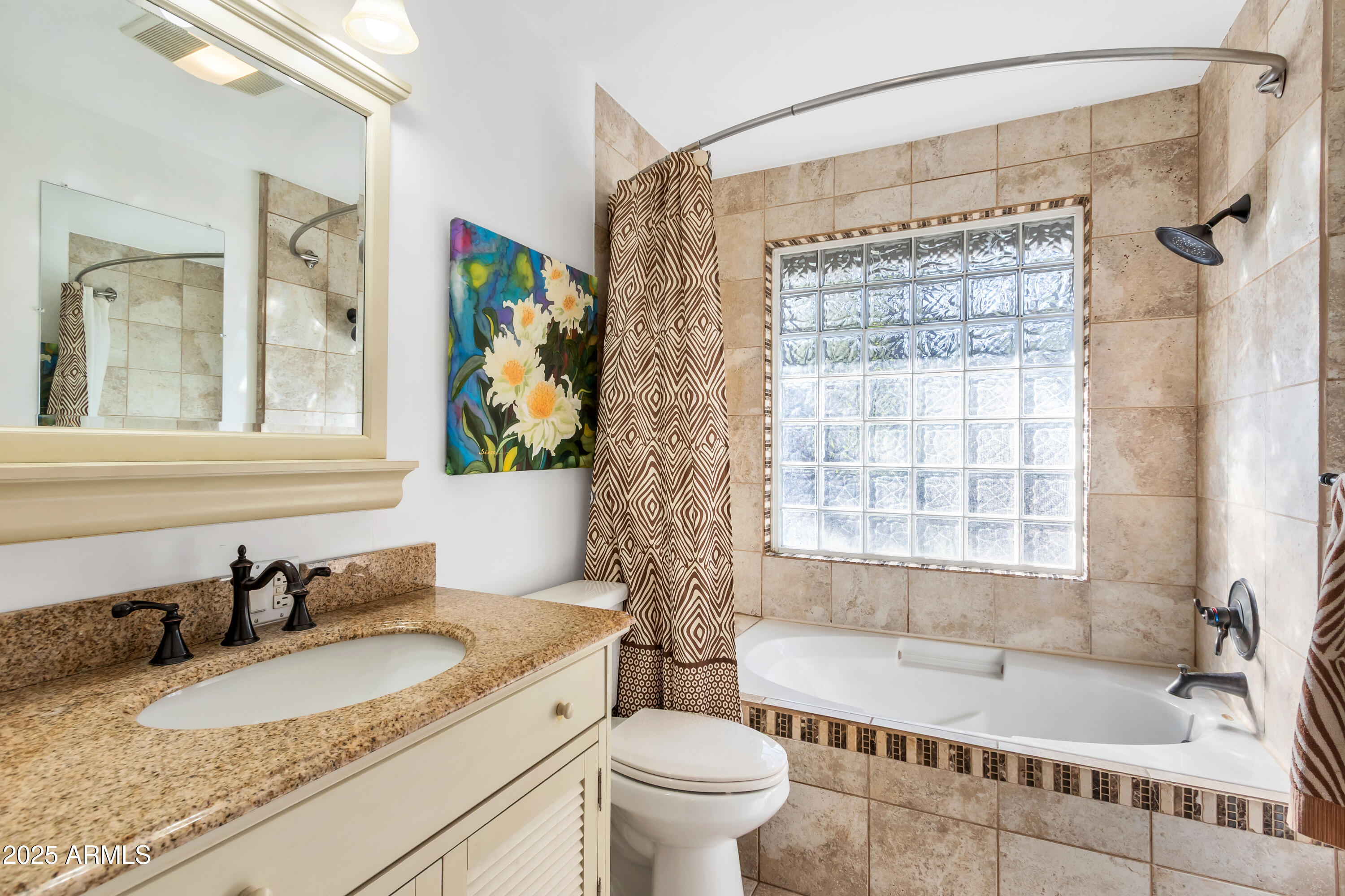 Sedona, Arizona, 86351, United States, 2 Bedrooms Bedrooms, ,Residential,For Sale,1951085