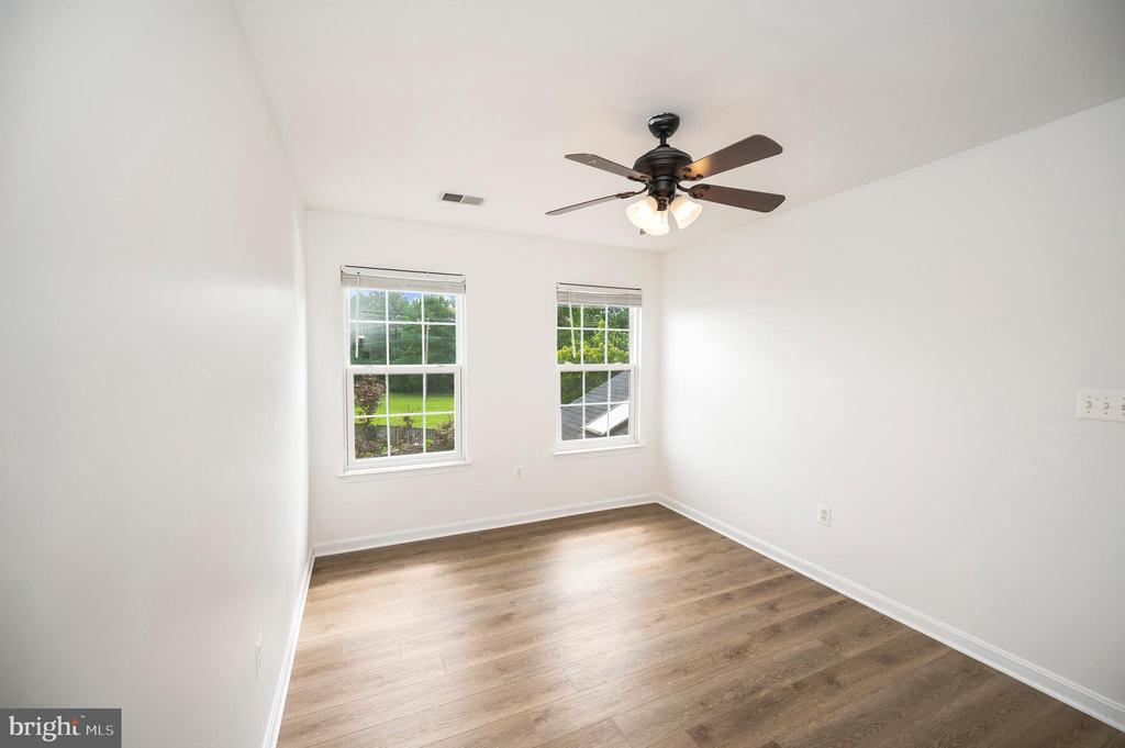 Bealeton, Virginia, 22712, United States, 6 Bedrooms Bedrooms, ,4 BathroomsBathrooms,Residential,For Sale,1916093