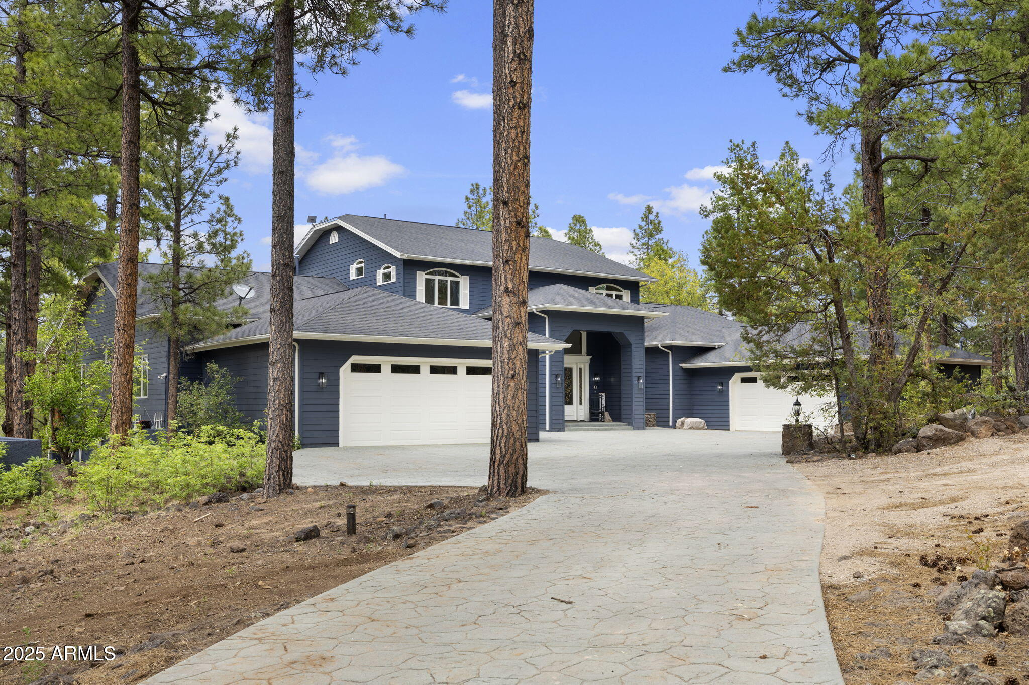 Munds Park, Arizona, 86017, United States, 5 Bedrooms Bedrooms, ,4 BathroomsBathrooms,Residential,For Sale,1932154
