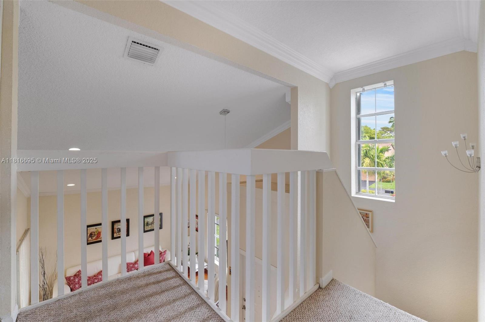 Sunrise, Florida, 33323, United States, 3 Bedrooms Bedrooms, ,3 BathroomsBathrooms,Residential,For Sale,1848108