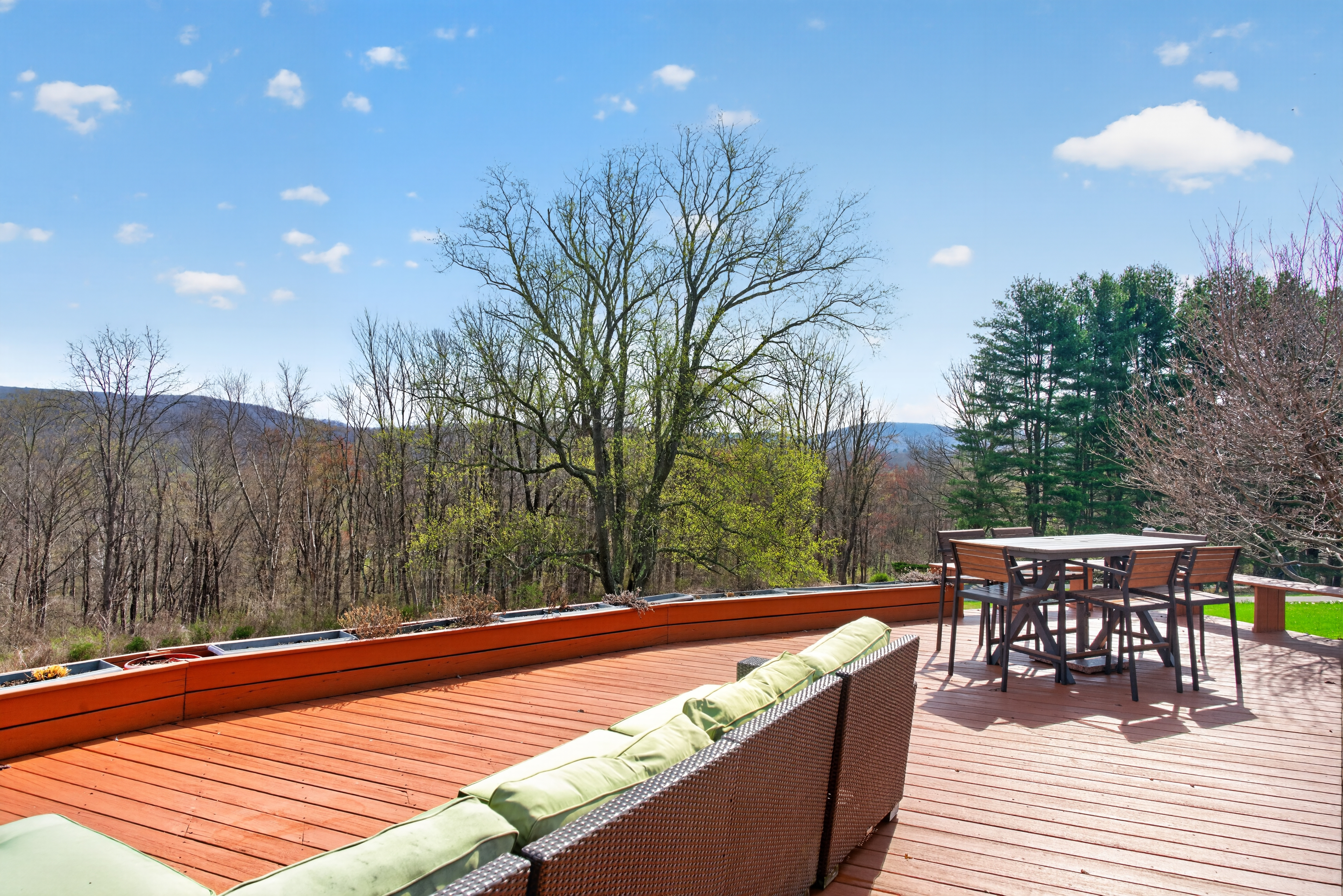  14 Straight Road - 物件實景