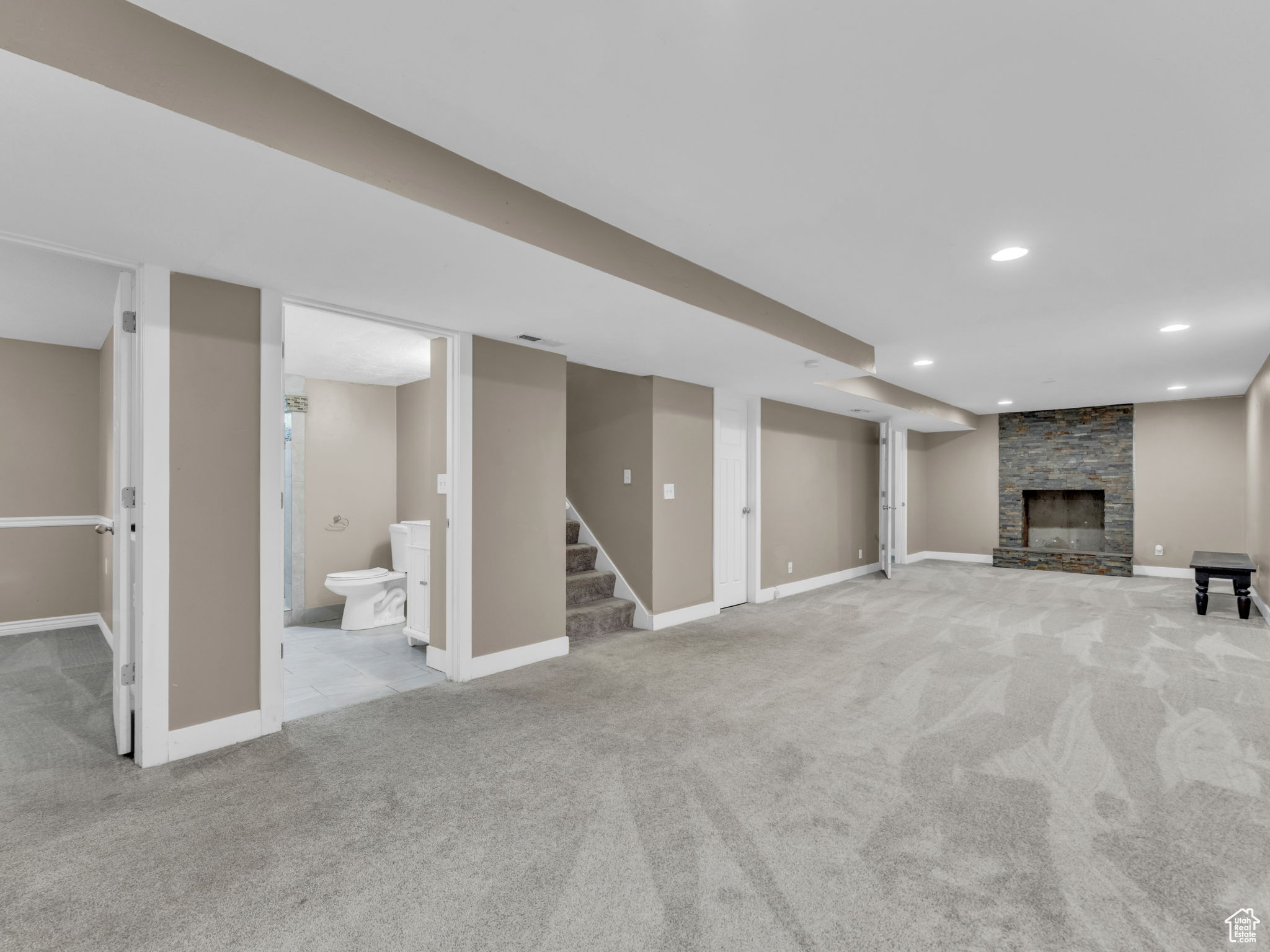 Midvale, Utah, 84047, United States, 4 Bedrooms Bedrooms, ,2 BathroomsBathrooms,Residential,For Sale,1862368