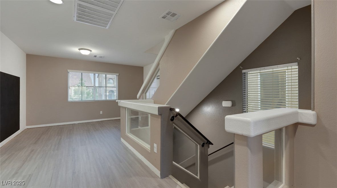 Las Vegas, Nevada, 89139, United States, 5 Bedrooms Bedrooms, ,4 BathroomsBathrooms,Residential,For Sale,1980975