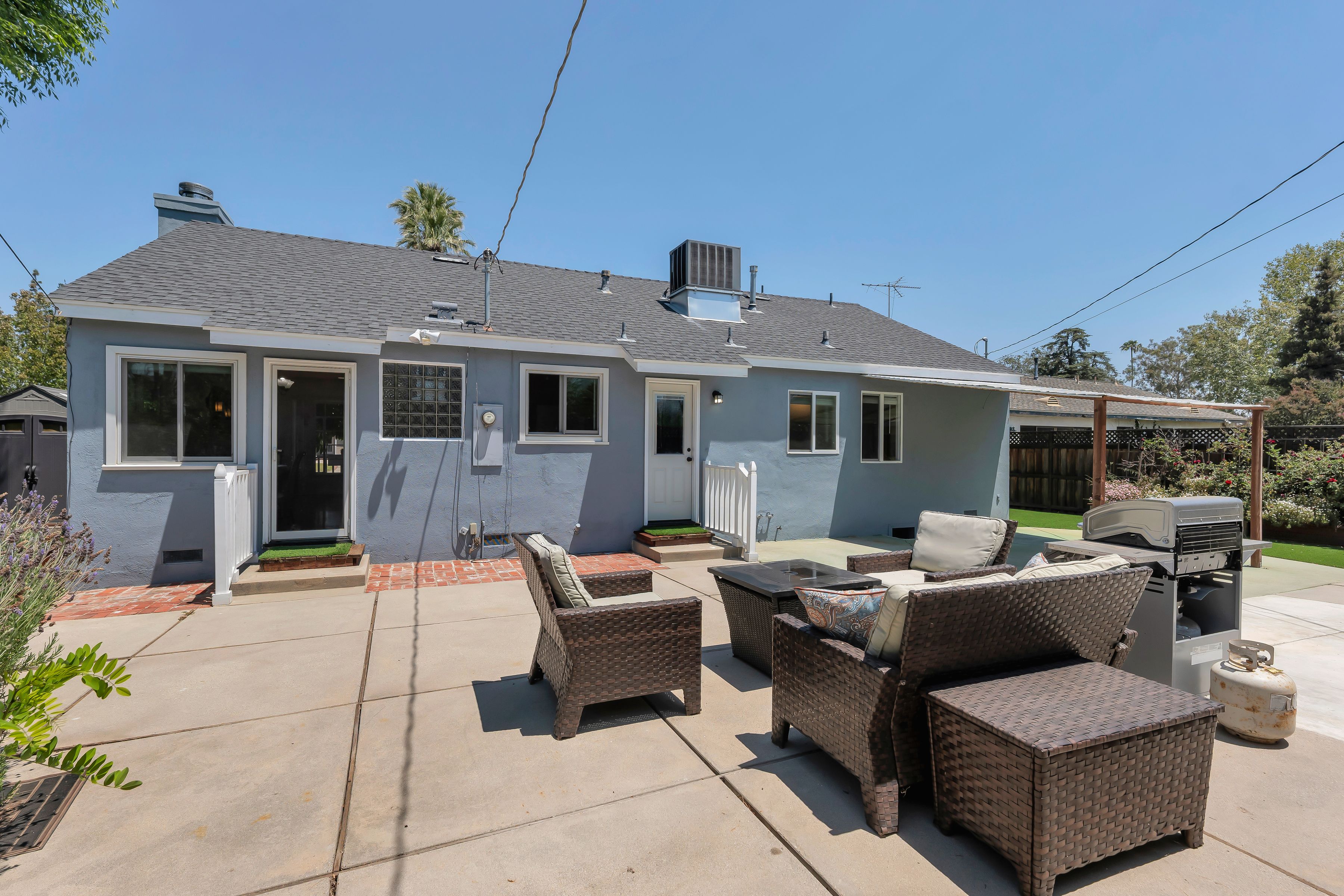  Timeless Charm in Winnetka - 物件實景