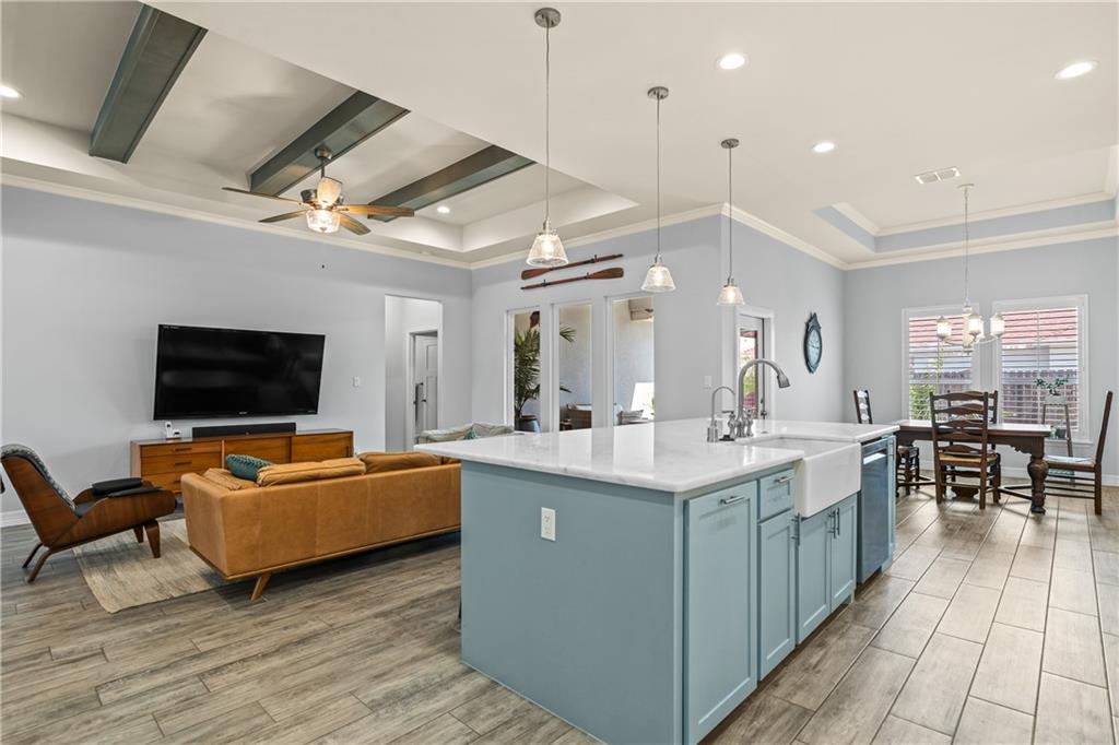Corpus Christi, Texas, 78418, United States, 5 Bedrooms Bedrooms, ,3 BathroomsBathrooms,Residential,For Sale,1847256